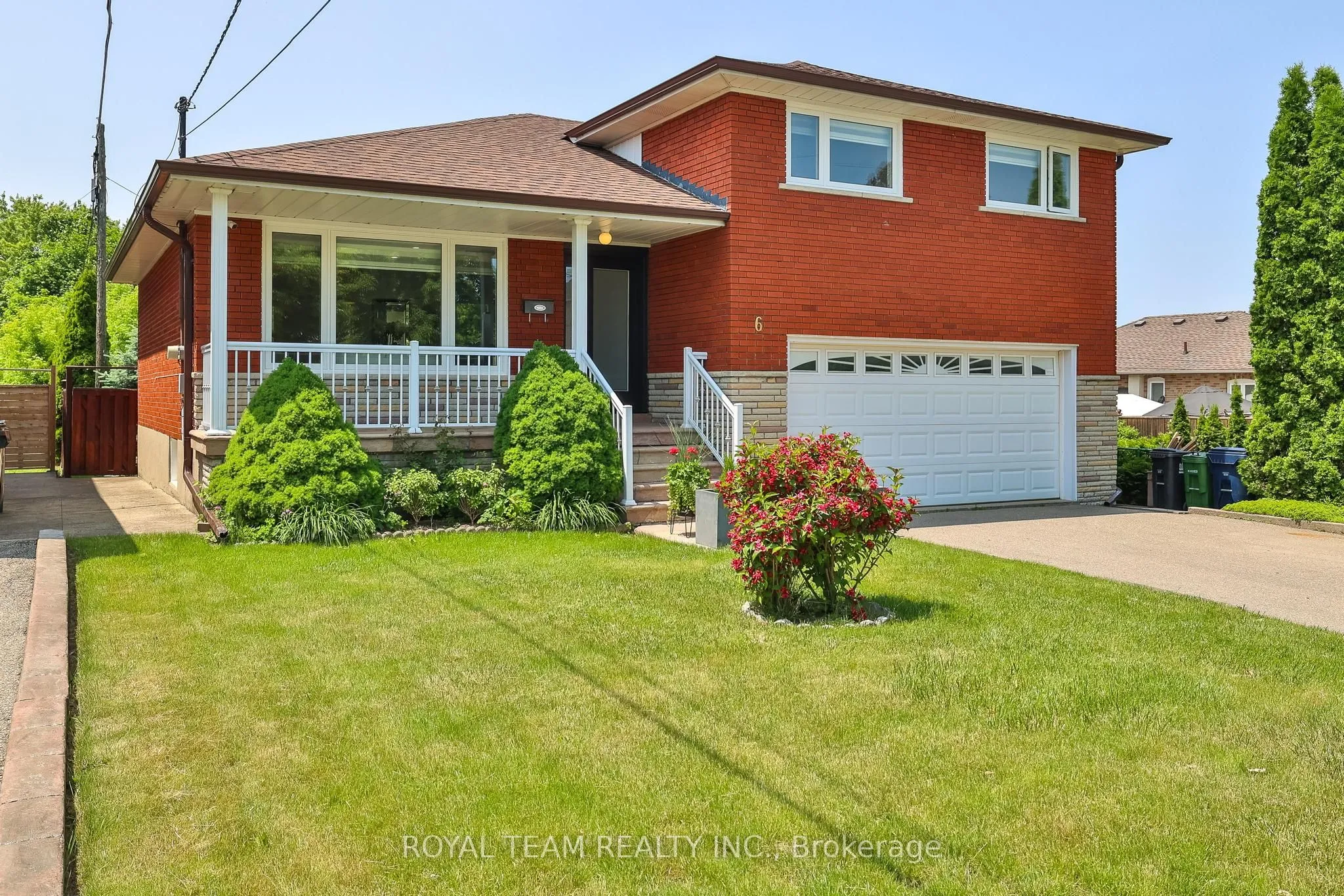 Detached Home For Sale | W13455708
