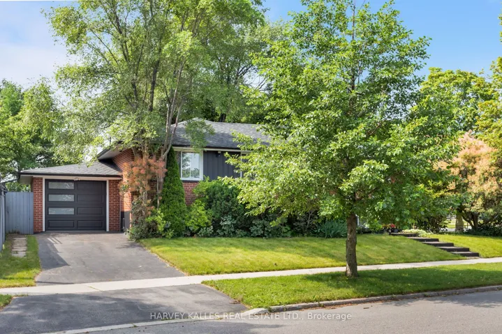 49 Learmont Drive, Toronto W09, ON M9R 2E9