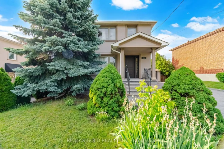 352 Maple Leaf Drive, Toronto W04, ON M6L 1P6