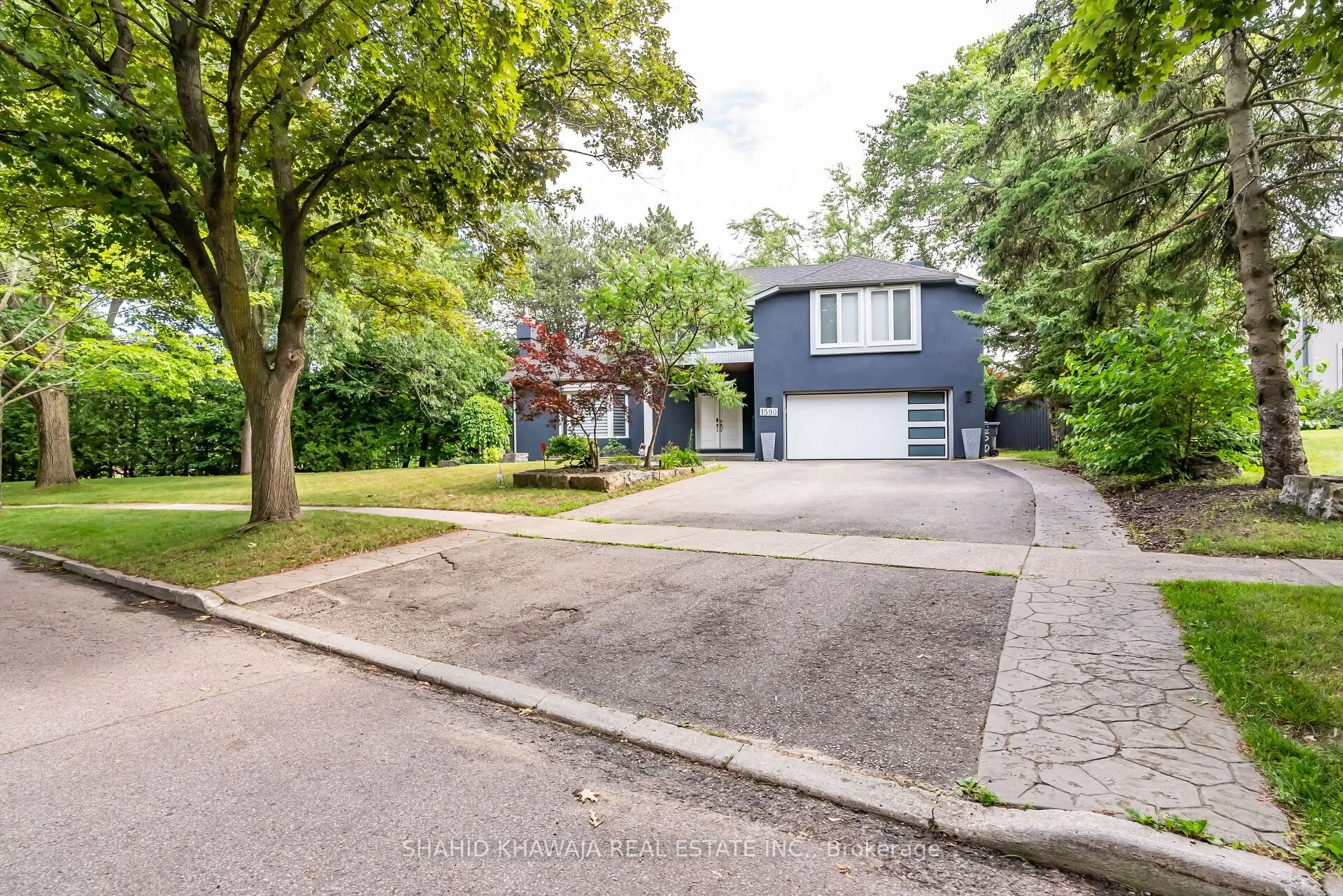Detached Home For Lease | W13458328