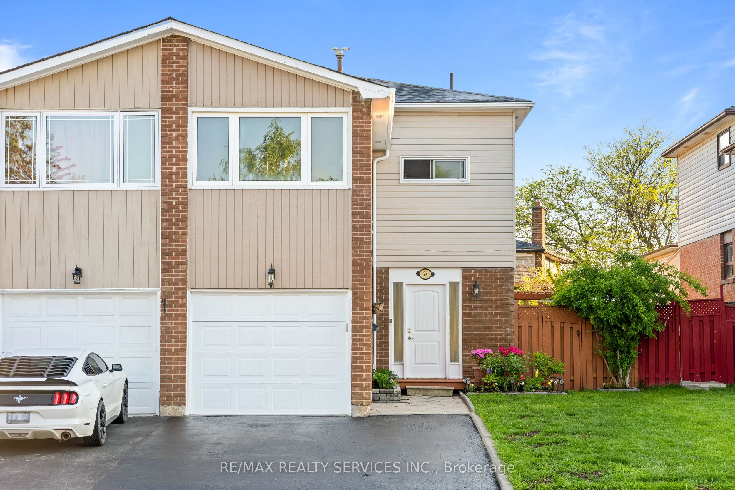 Semi-Detached Home For Sale | W13459264