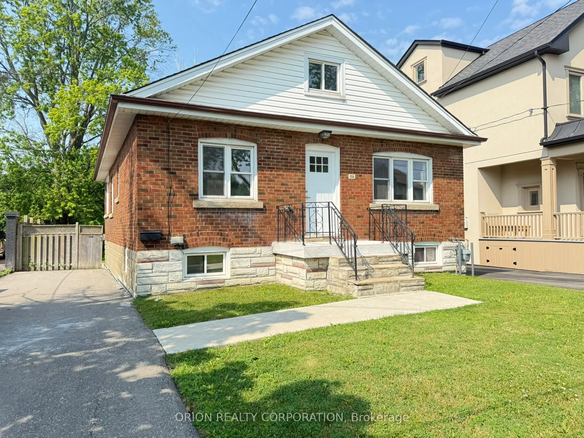 Detached Home For Lease | W13461466