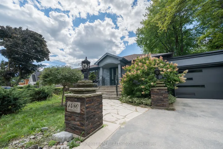 1480 Kenmuir Avenue, Mississauga, ON L5G 4B5