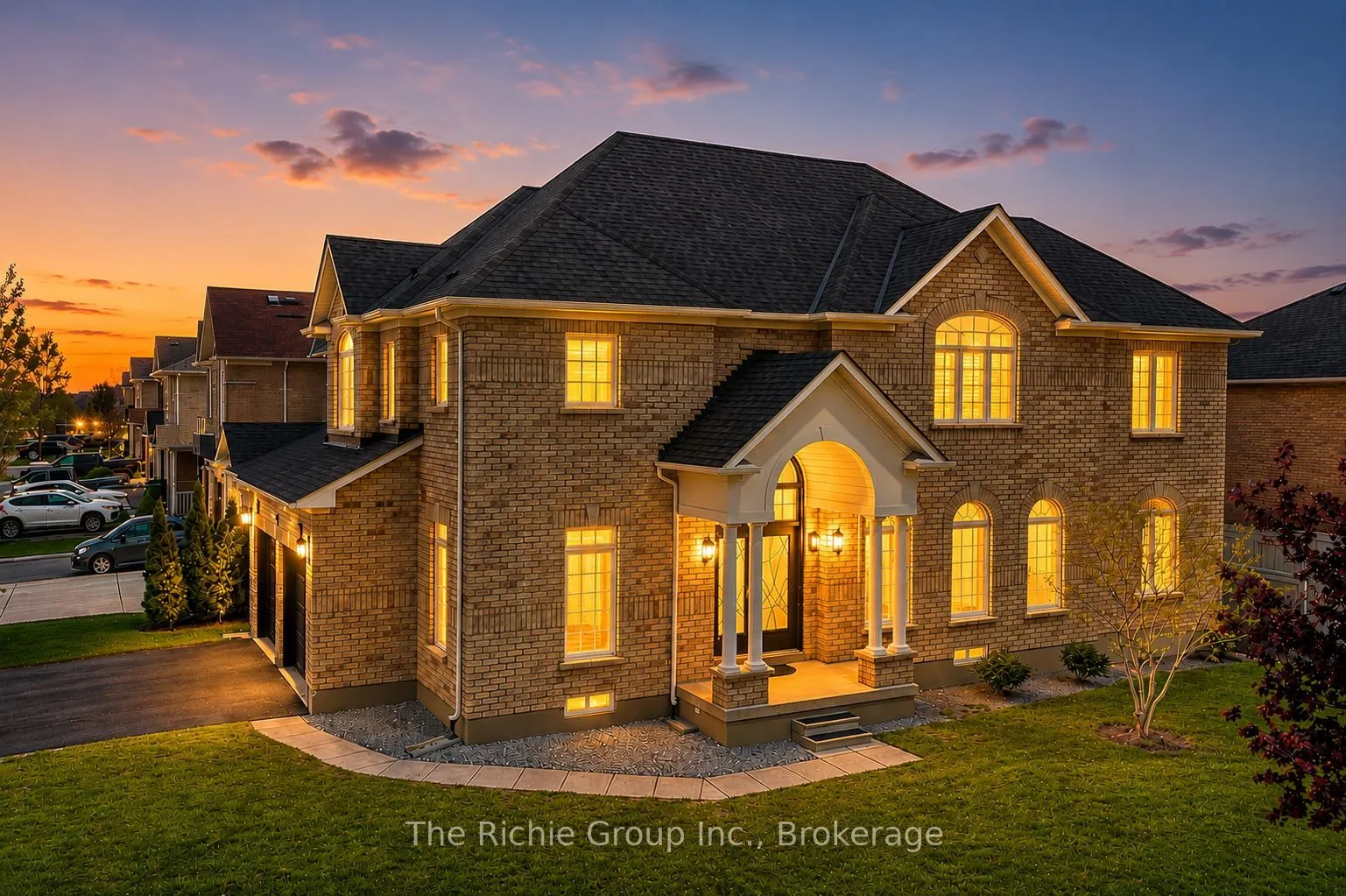 Detached Home For Sale | W13465590