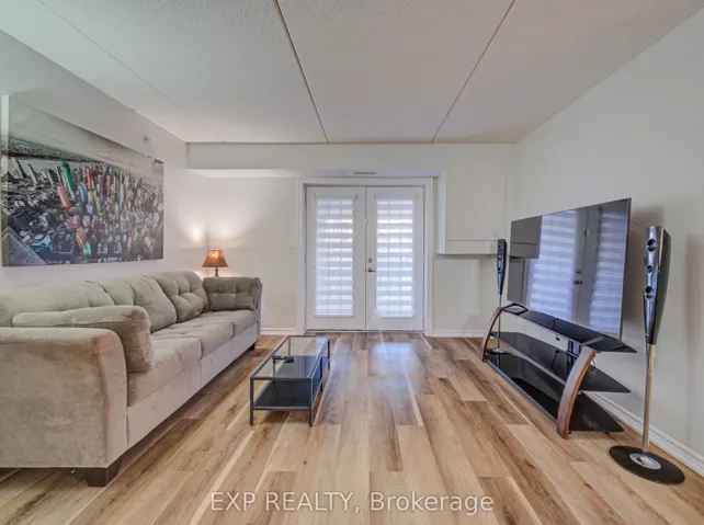 1490 Bishops Gate, Oakville, ON L6M 4N3