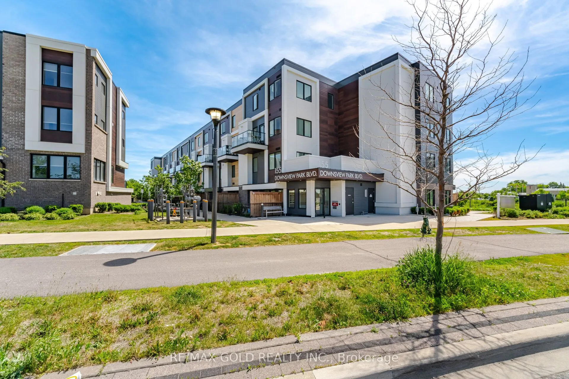 Property For Sale | W13466128