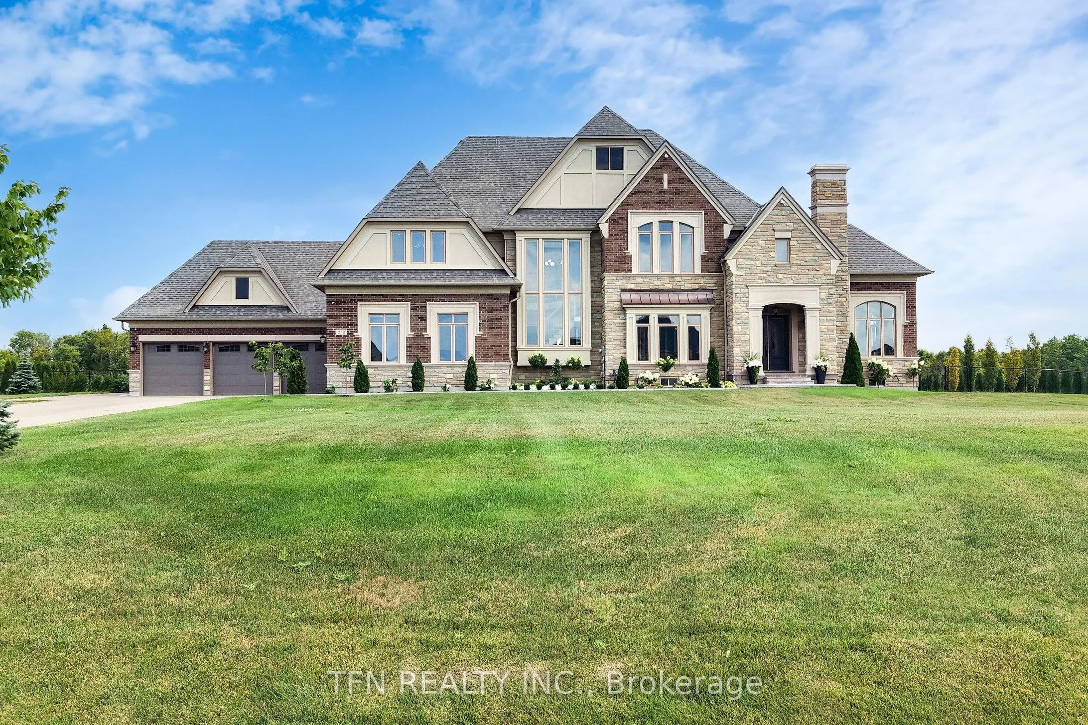 Detached Home For Sale | W13466736