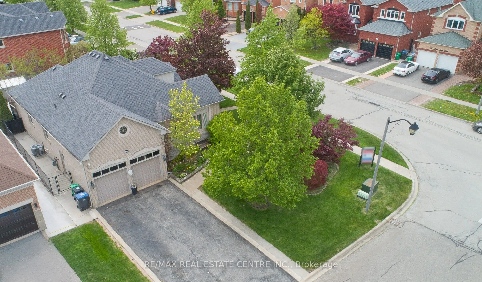 Detached Home For Sale | W13468856