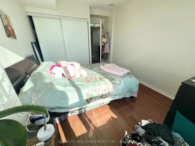 4879 Kimbermount Avenue 1602, Mississauga, ON L5M 7R8
