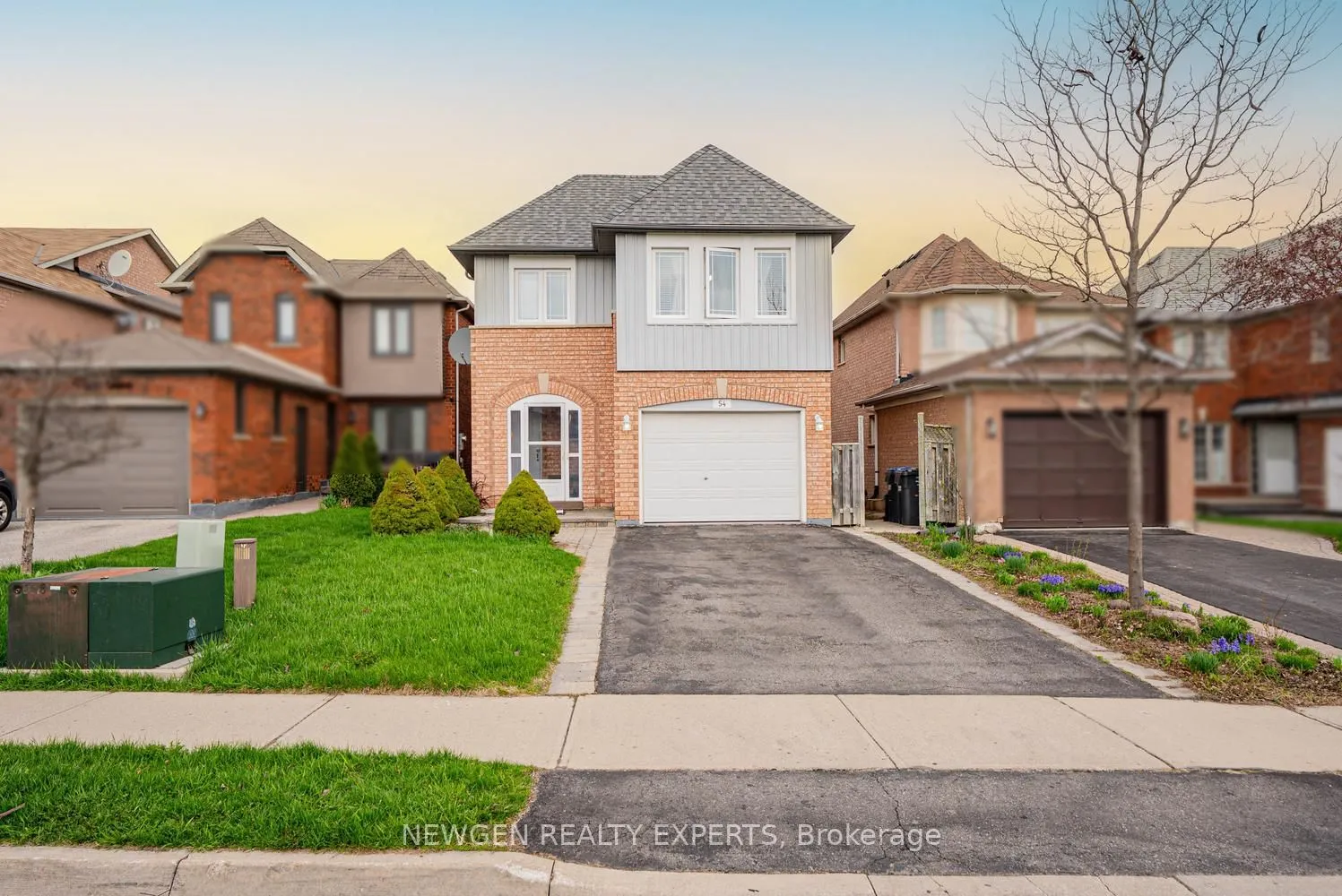 Detached Home For Sale | W13471070