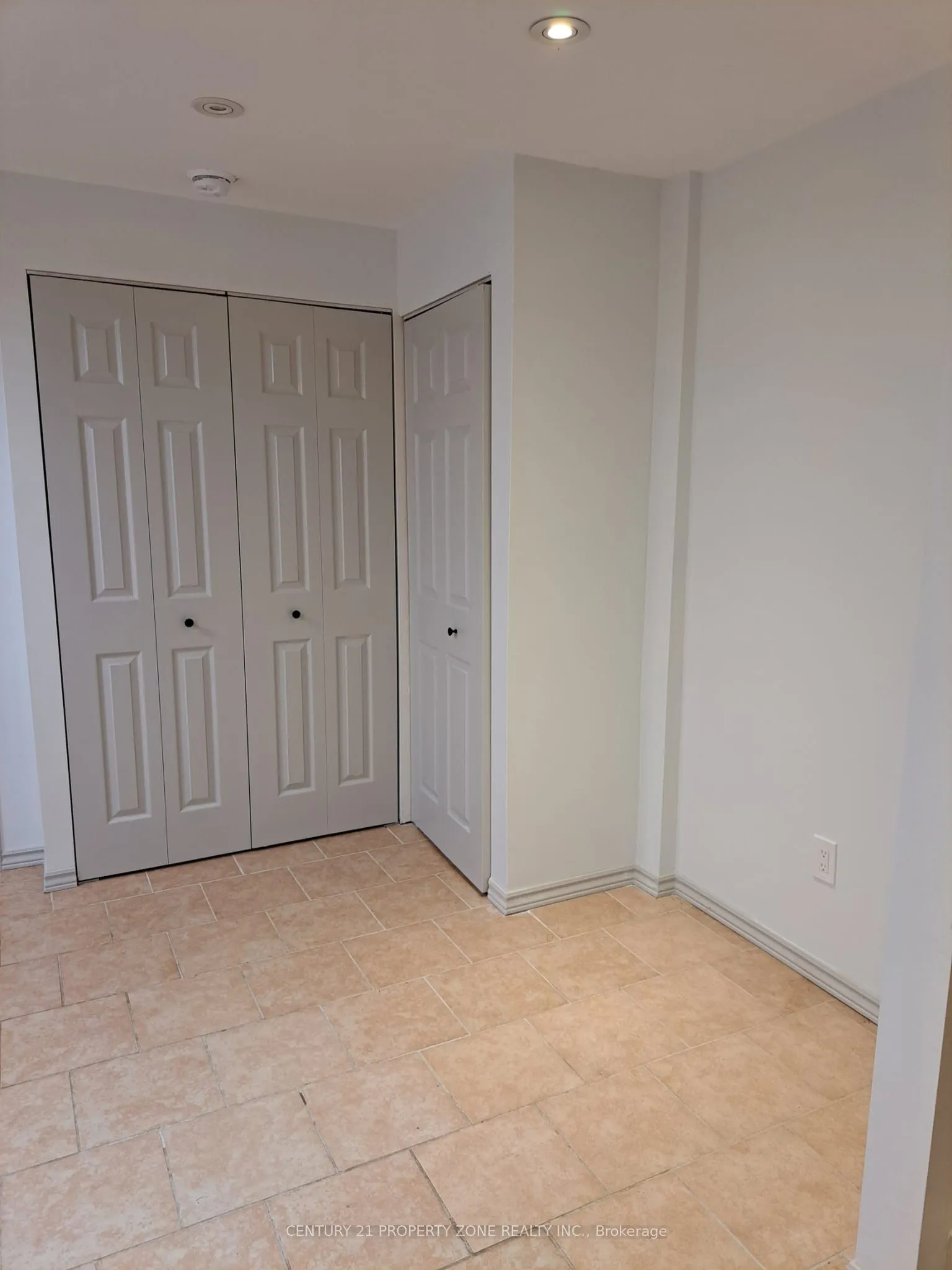 Semi-Detached Home For Lease | W13475664