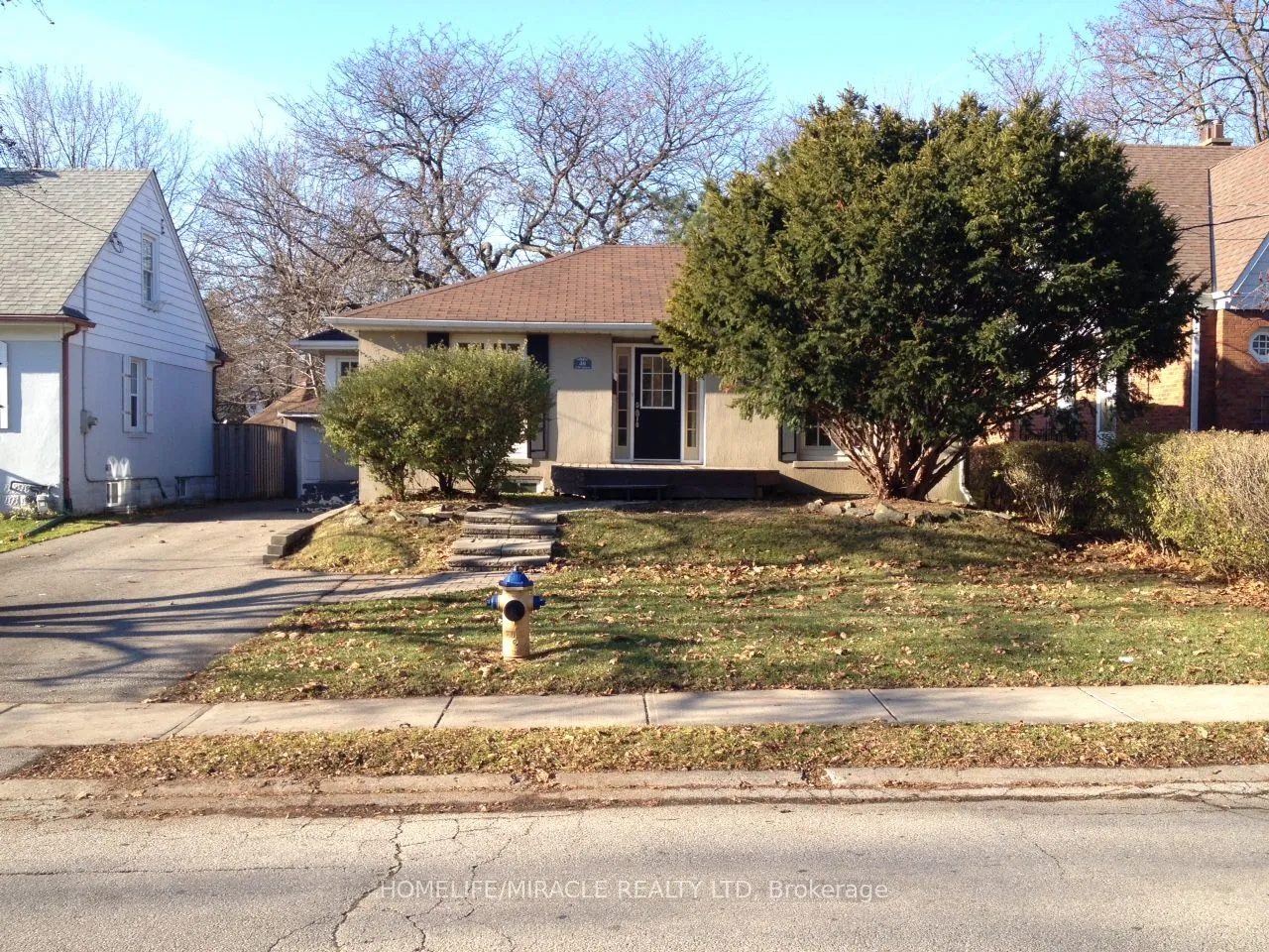 Detached Home For Lease | W13476270