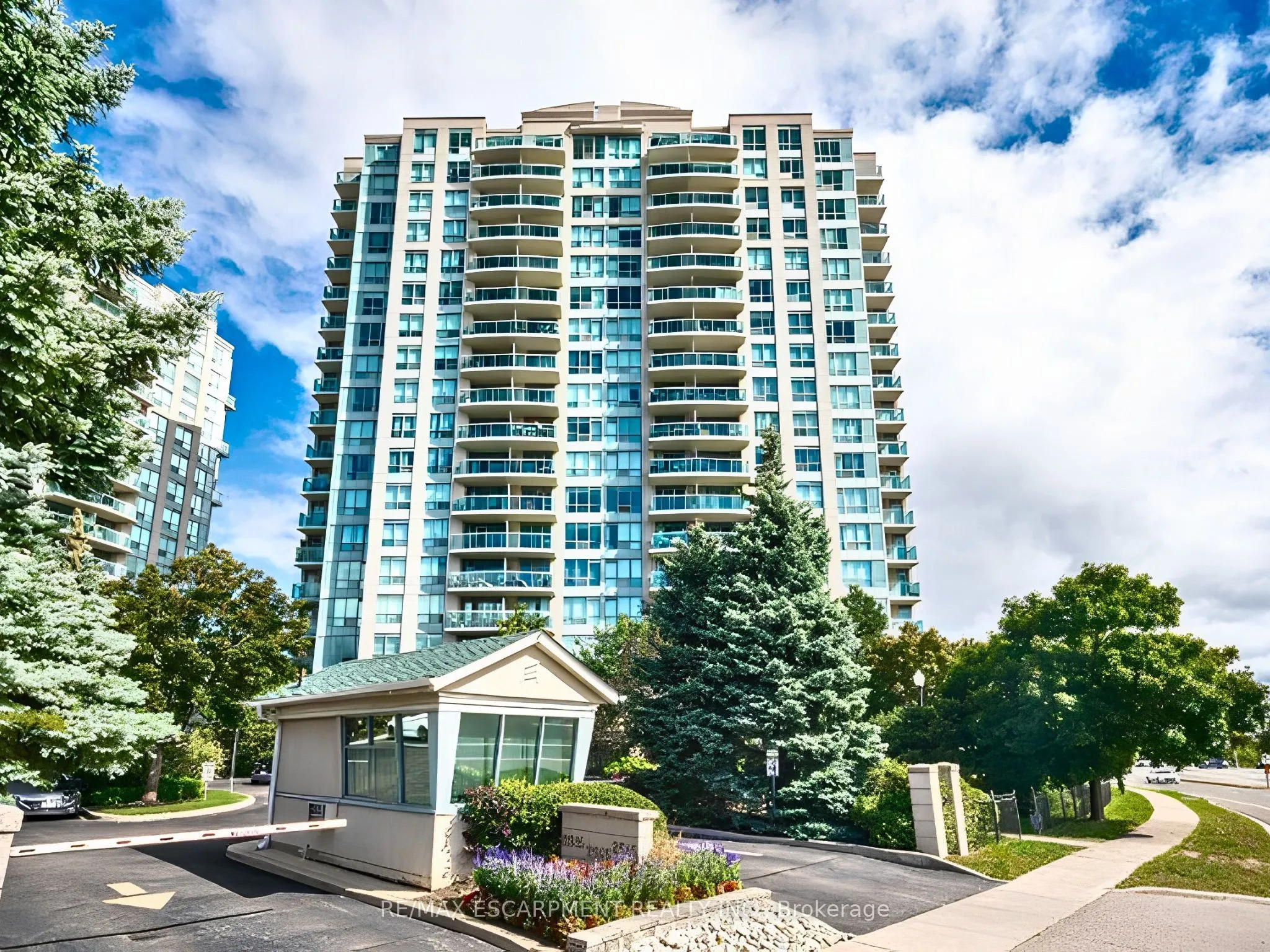 Property For Sale | W13477038