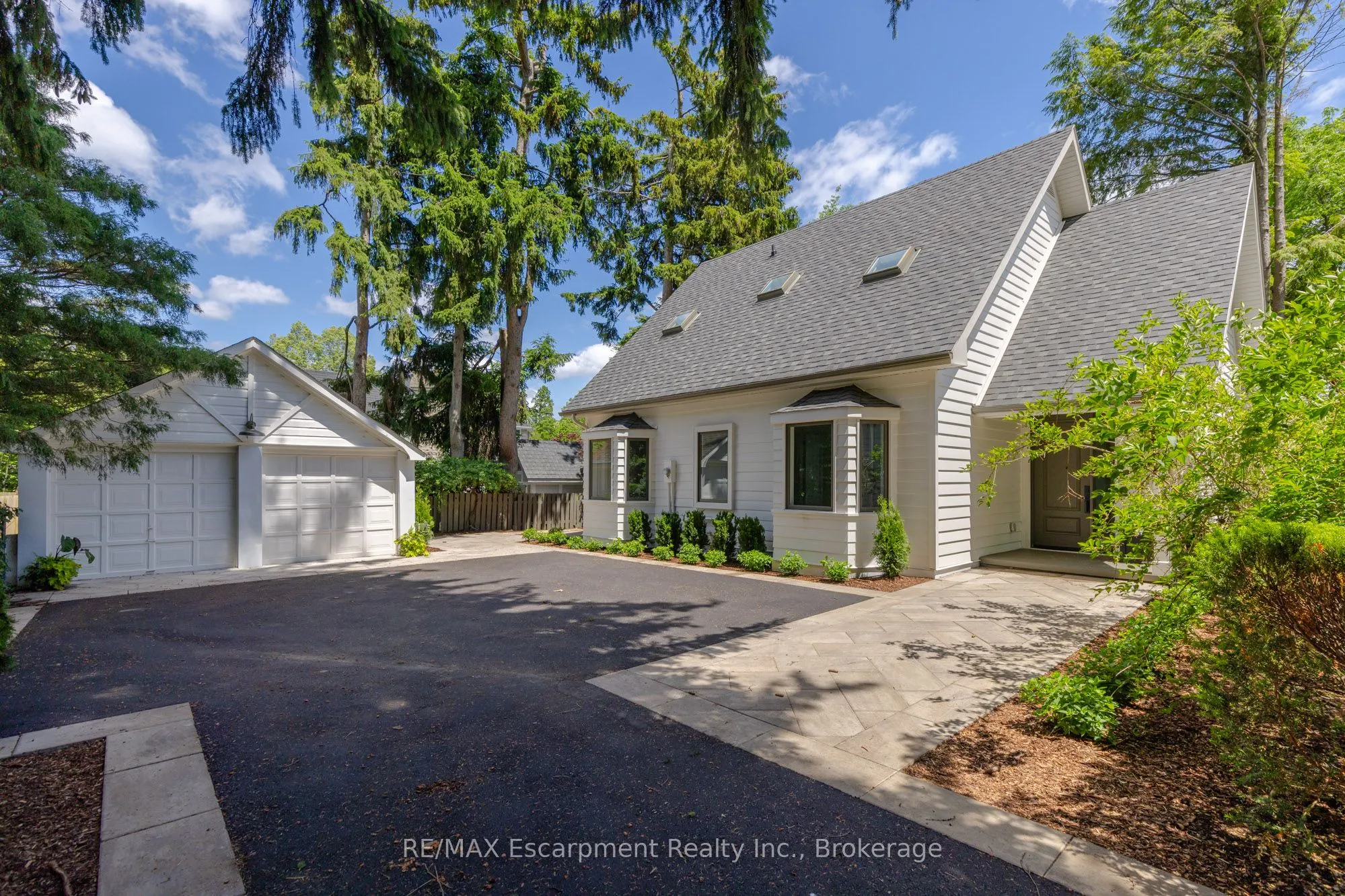 Detached Home For Sale | W13477118