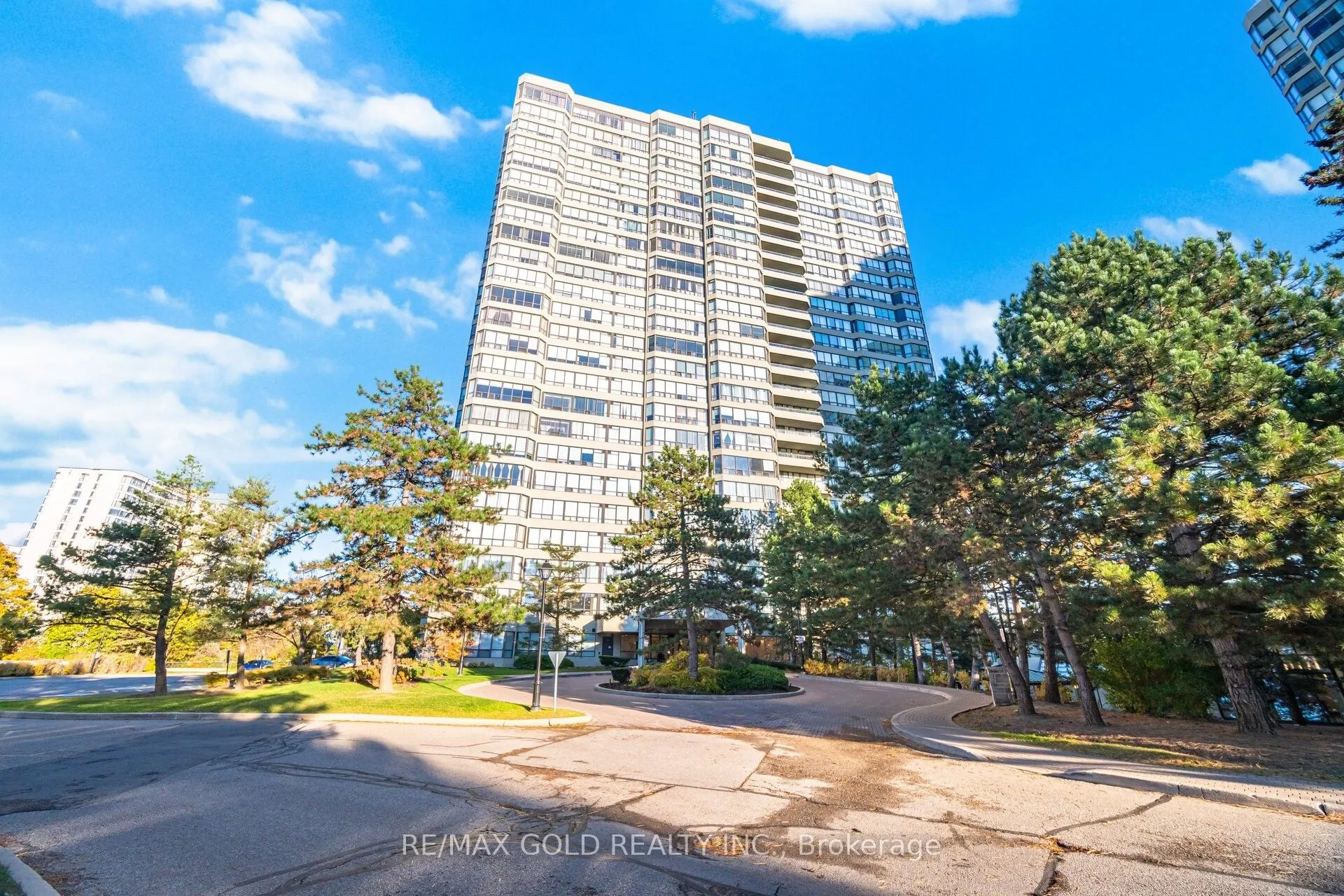 Property For Sale | W13479308