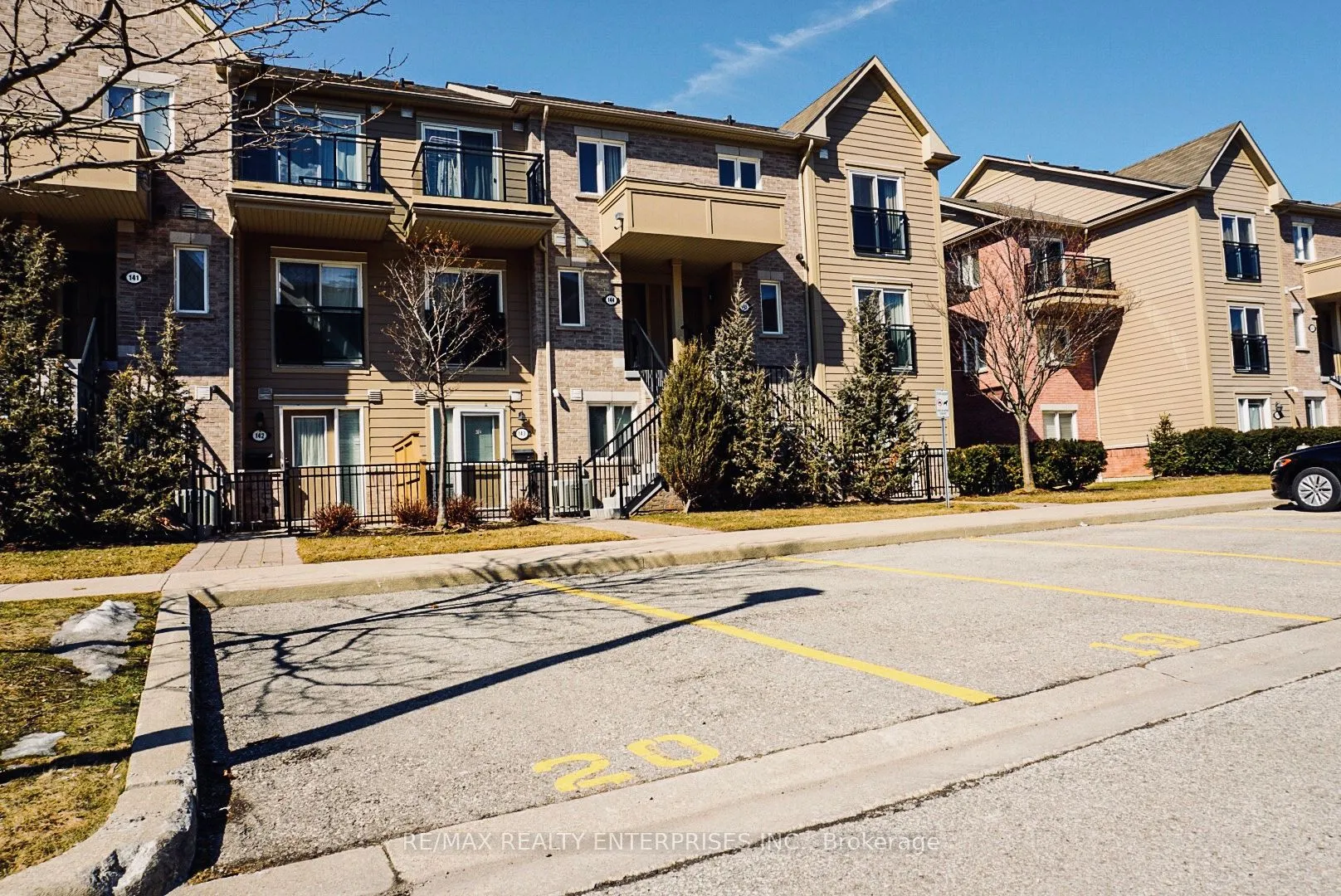 Property For Sale | W13480402