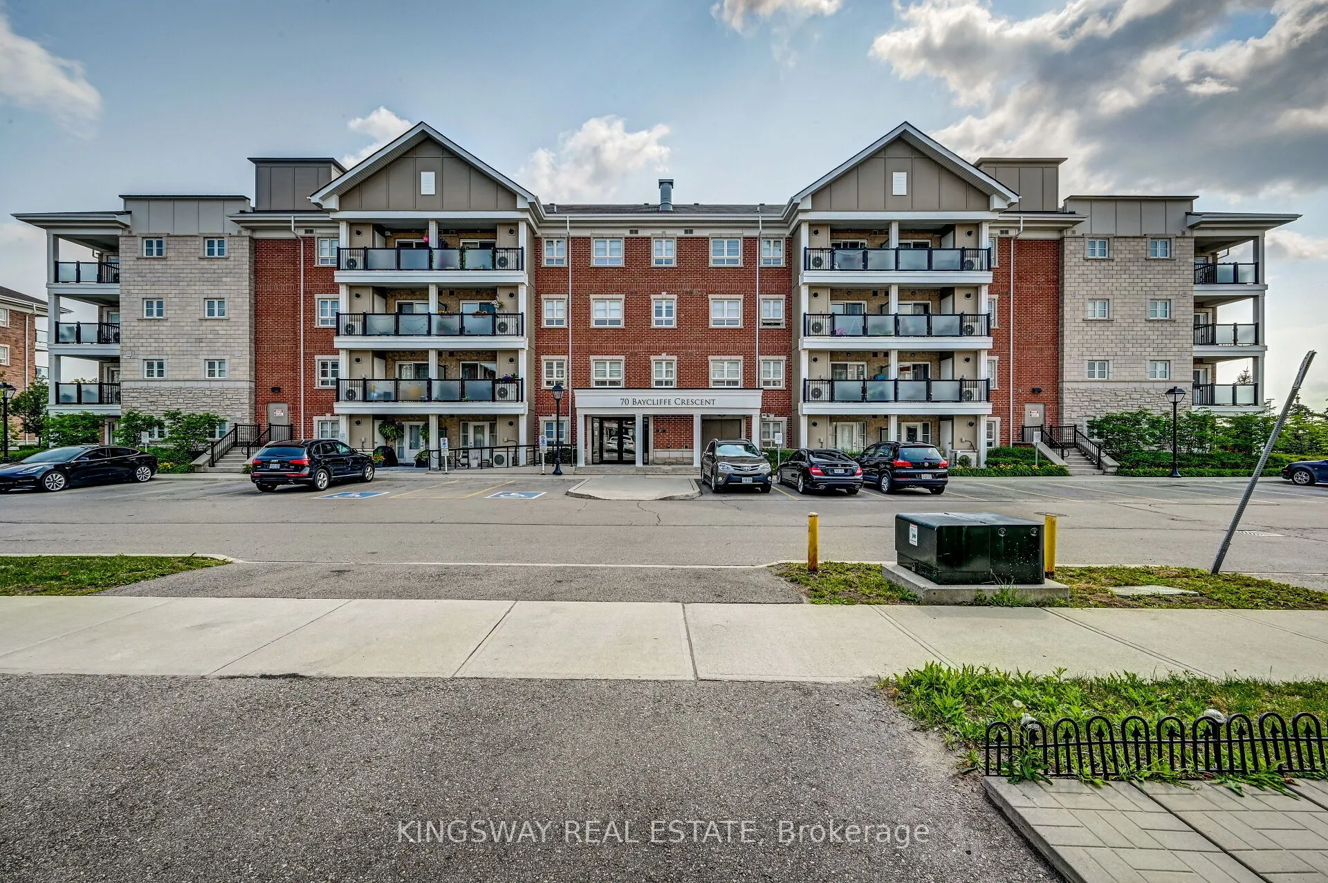 Property For Sale | W13483472