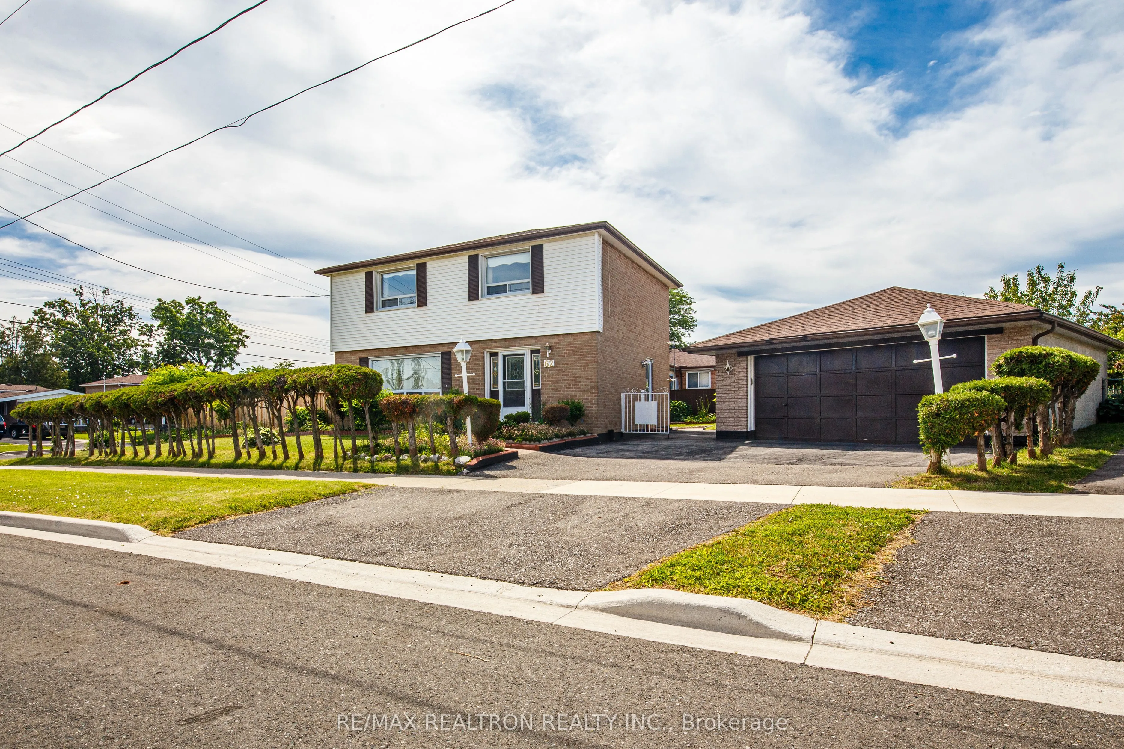 Detached Home For Sale | W13487592