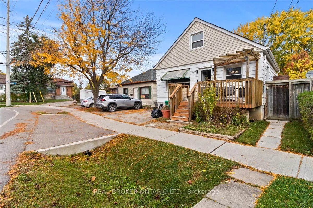 Detached Home For Sale | W13488206