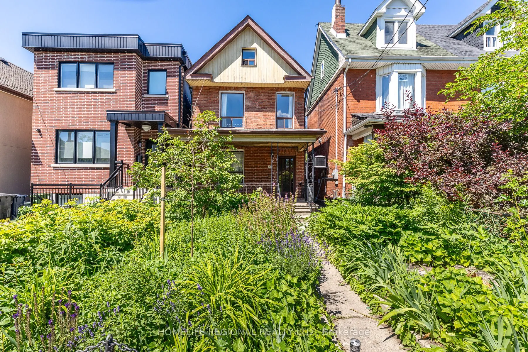 Detached Home For Sale | W13488592