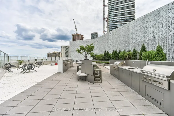 3900 Confederation Parkway 1609, Mississauga, ON L5B 0M3