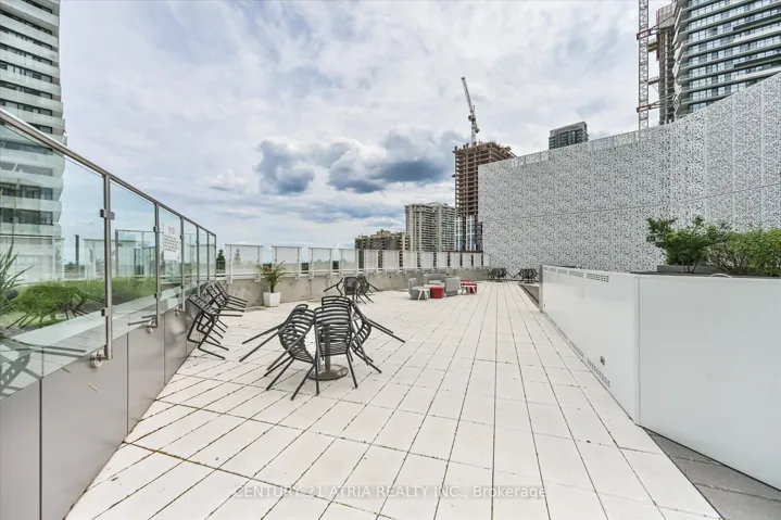 3900 Confederation Parkway 1609, Mississauga, ON L5B 0M3