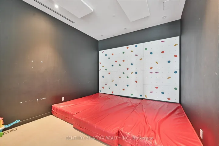 3900 Confederation Parkway 1609, Mississauga, ON L5B 0M3