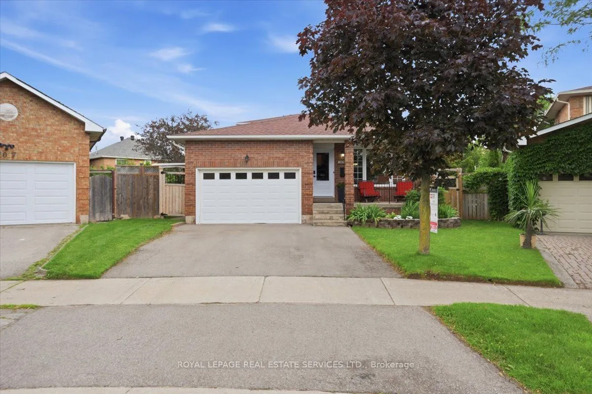 Detached Home For Sale | W13493610