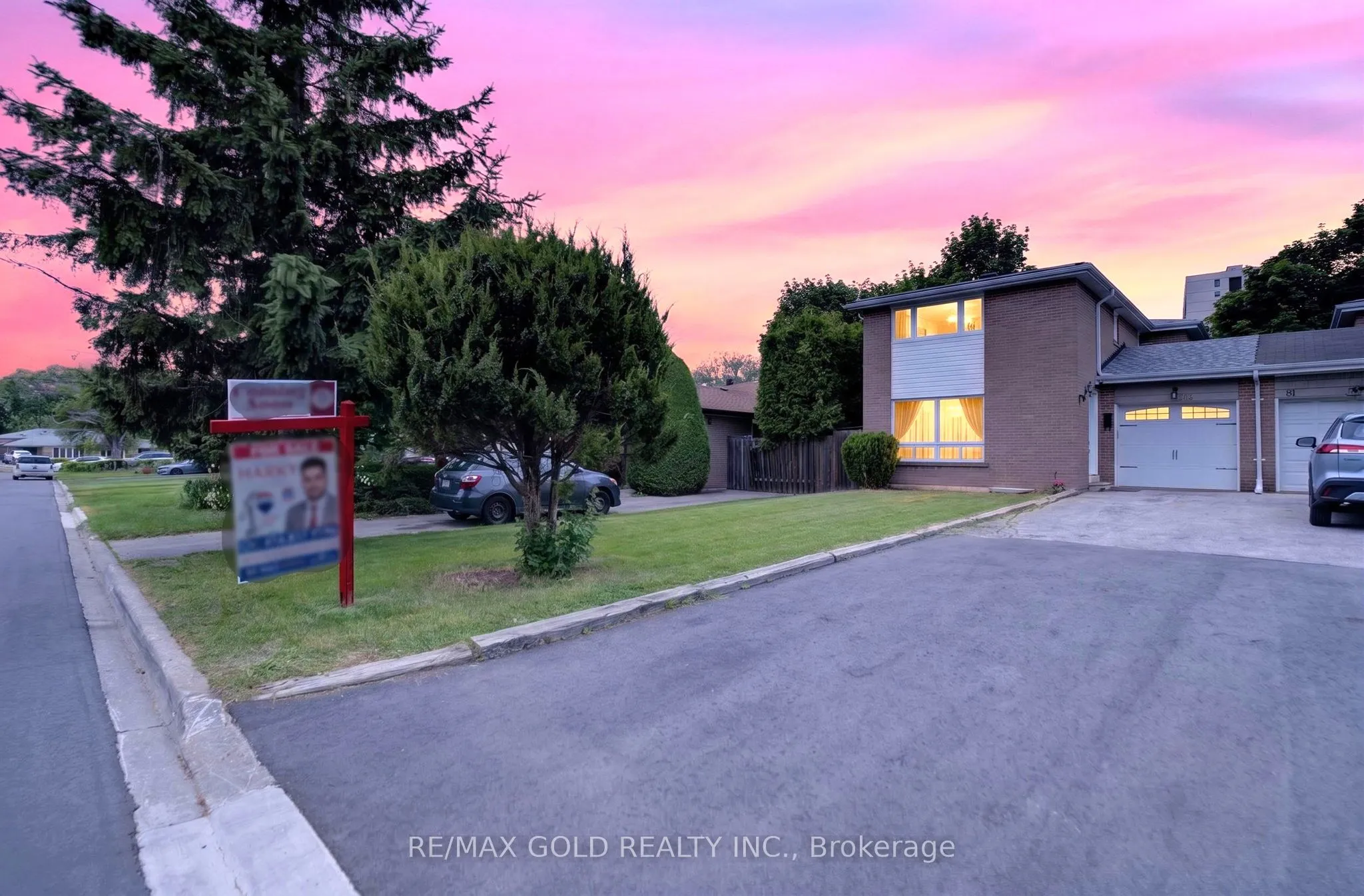 Semi-Detached Home For Sale | W13494078