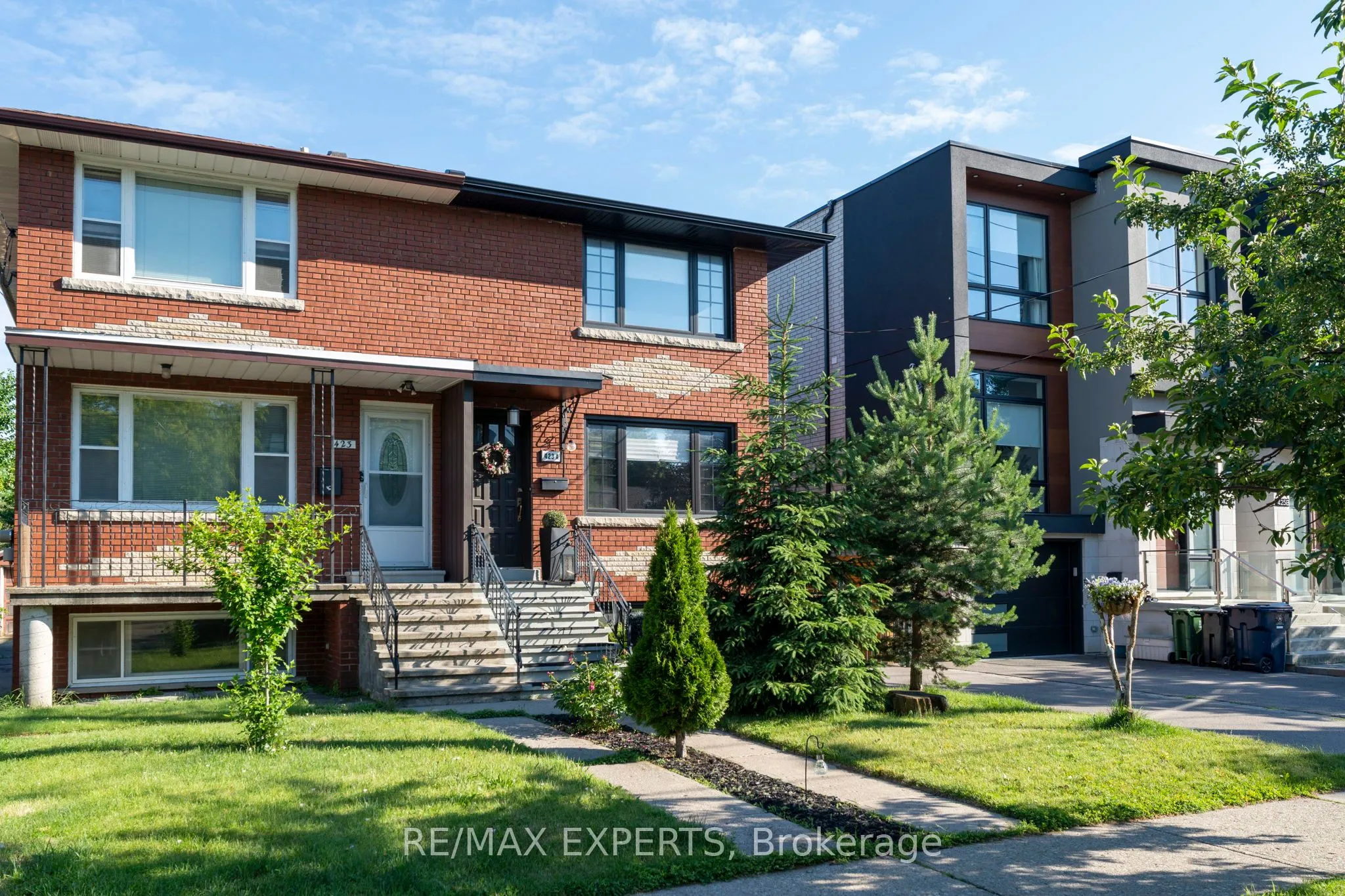 Semi-Detached Home For Lease | W13498074