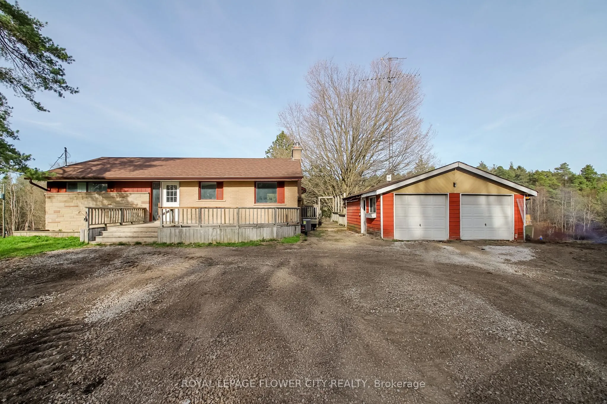 Detached Home For Lease | W13498238