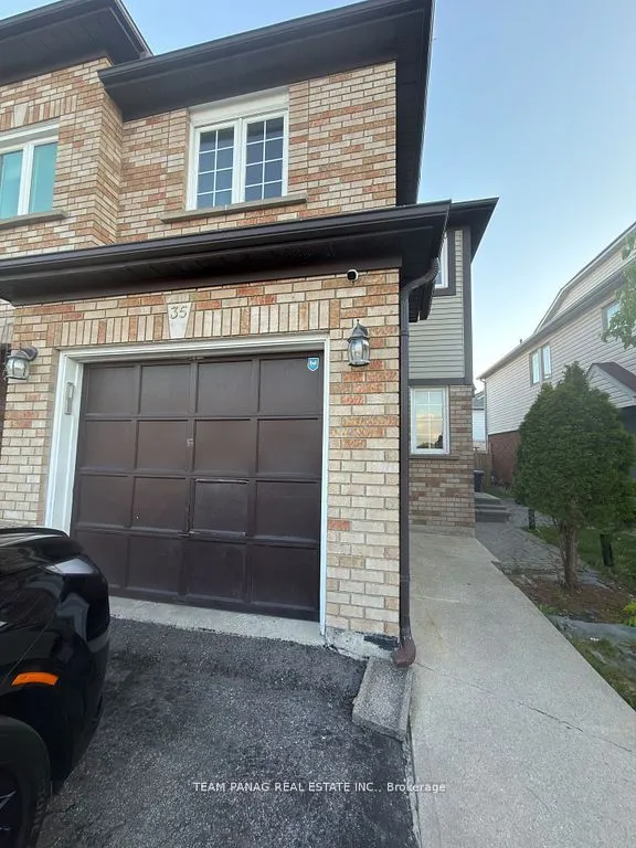 Property For Lease | W13498954