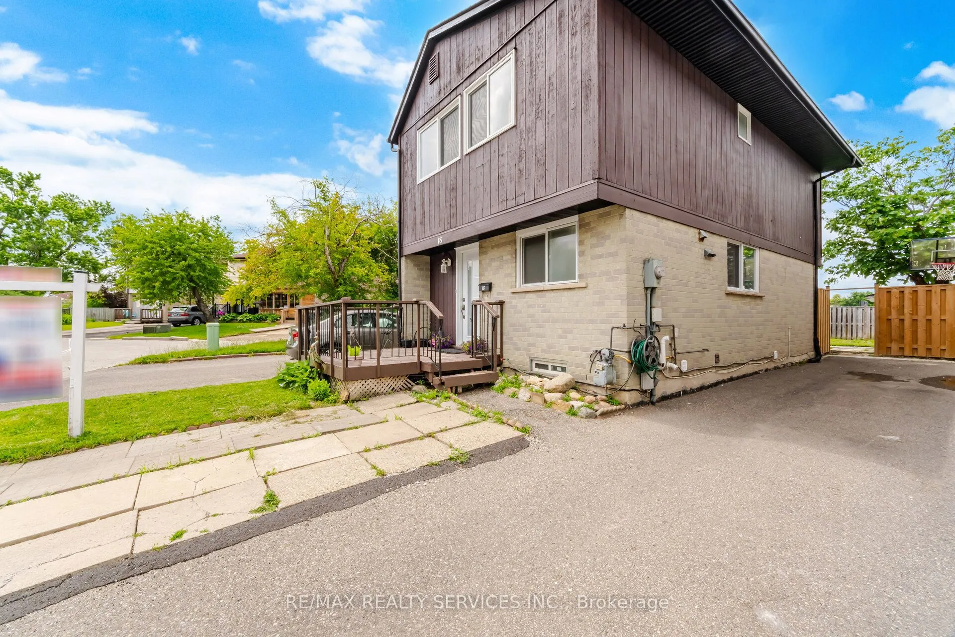 Detached Home For Sale | W13498964
