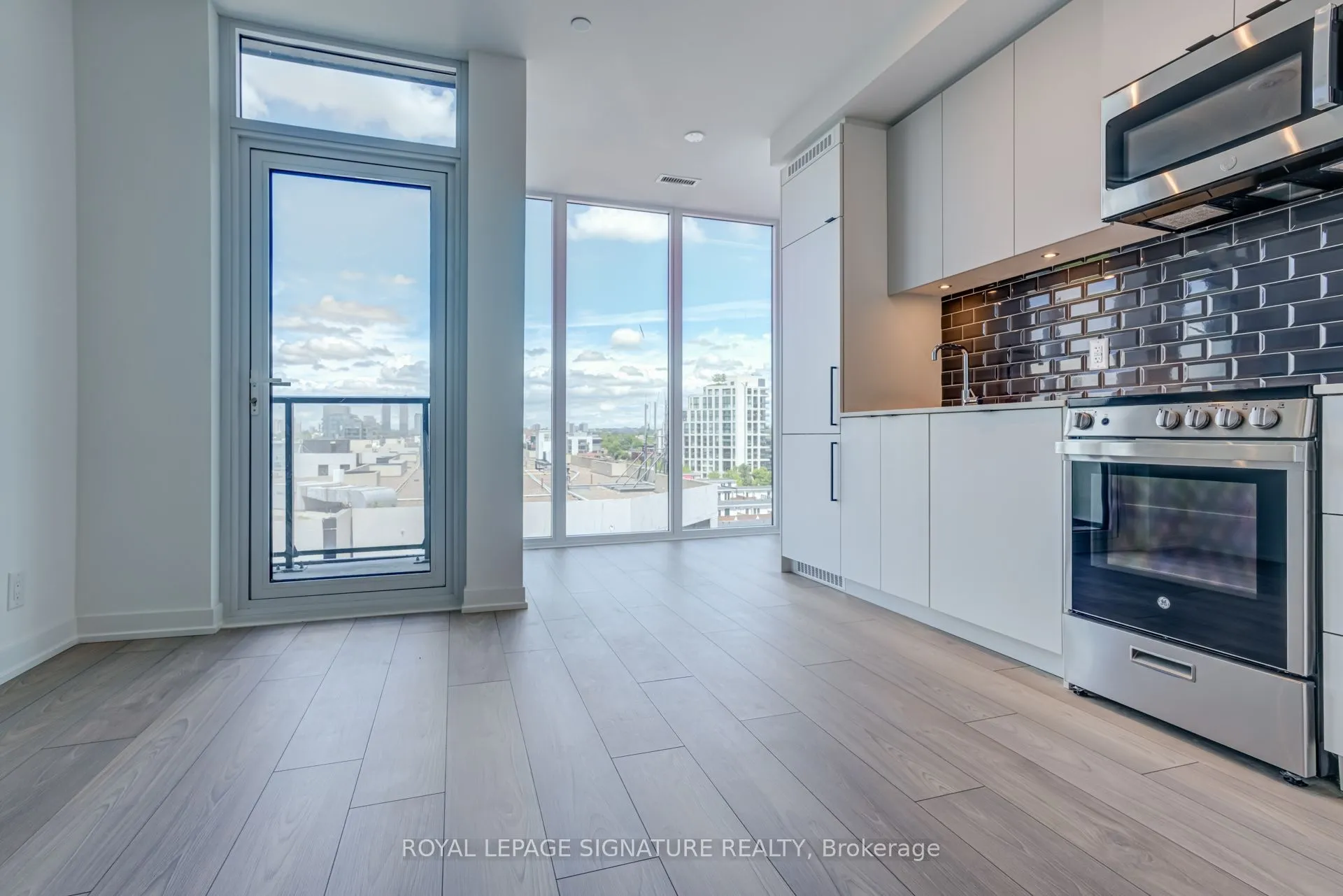 Property For Lease | W13499066