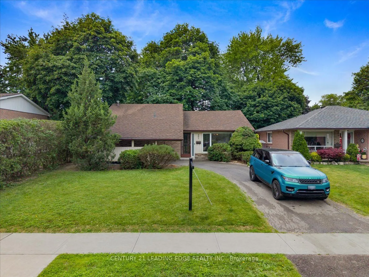 Detached Home For Sale | W13499932