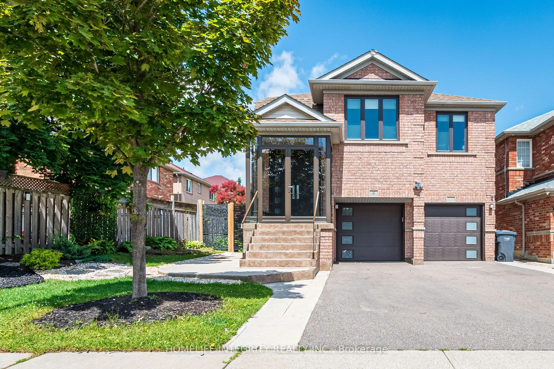 Detached Home For Sale | W13501934