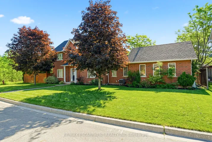 1745 Creek Way, Burlington, ON L7L 7E1
