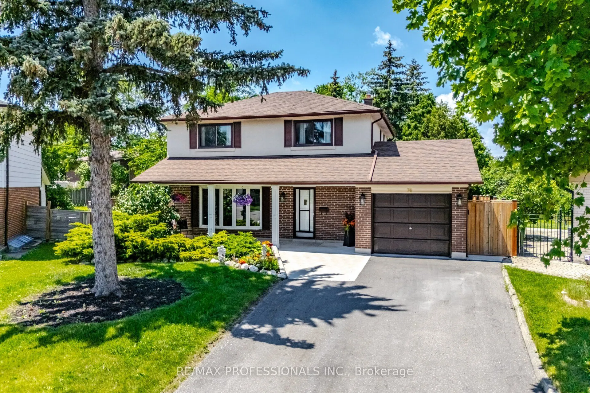 Detached Home For Sale | W13502542