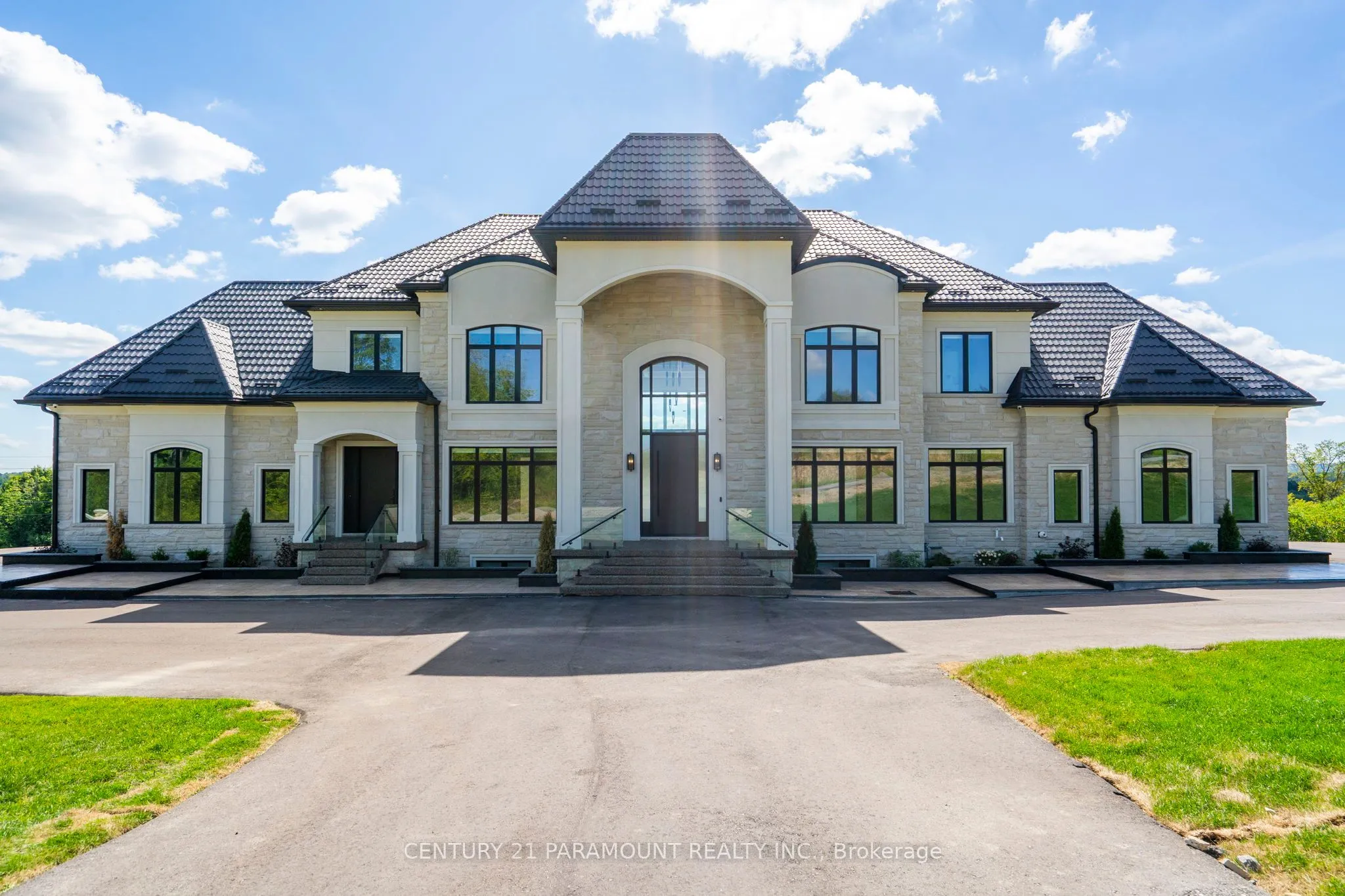 Detached Home For Sale | W13502664