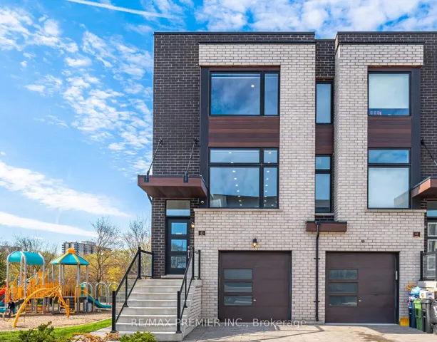 43 Wild Rose Gardens, Toronto W04, ON M6L 0A5