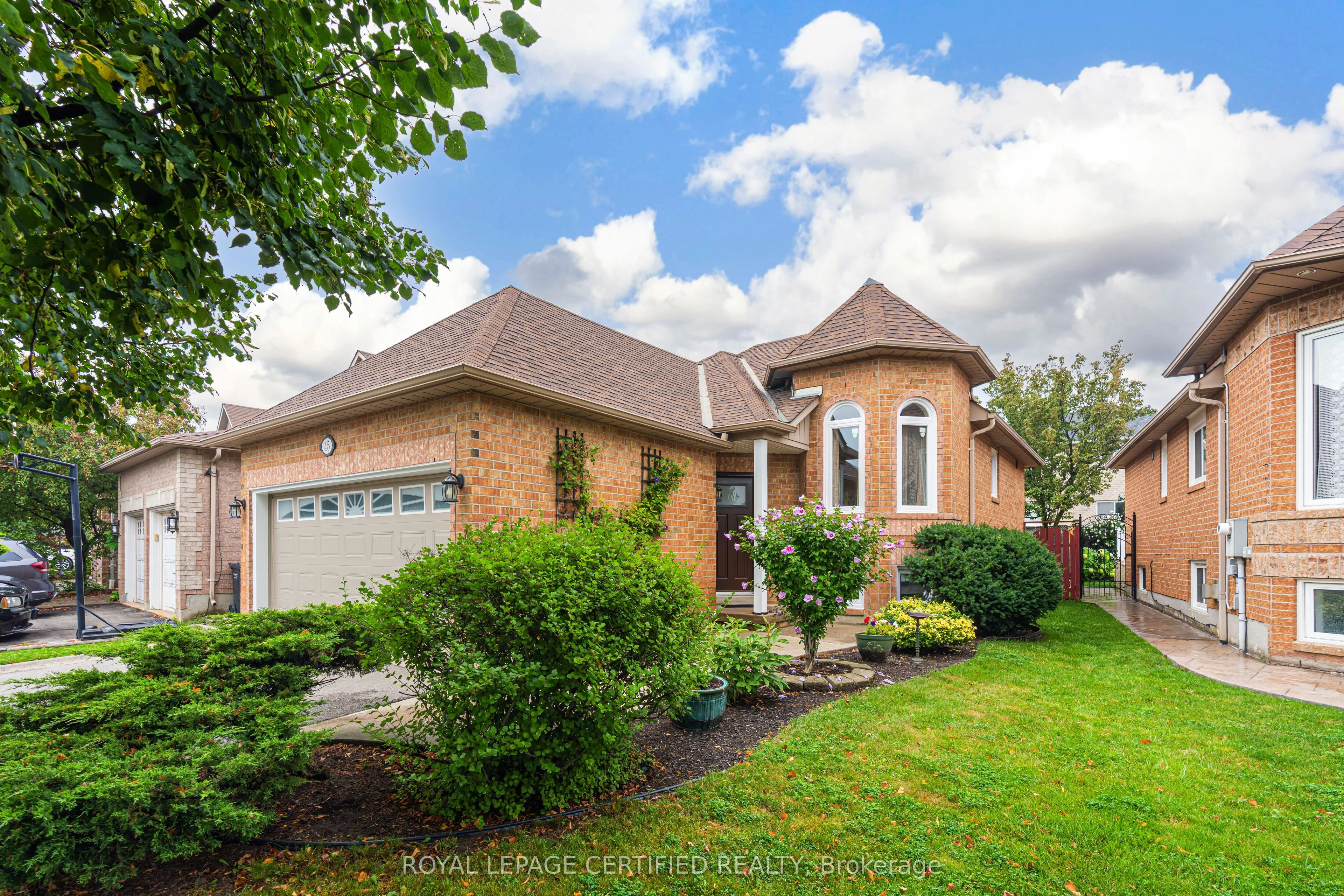 Detached Home For Sale | W13503536