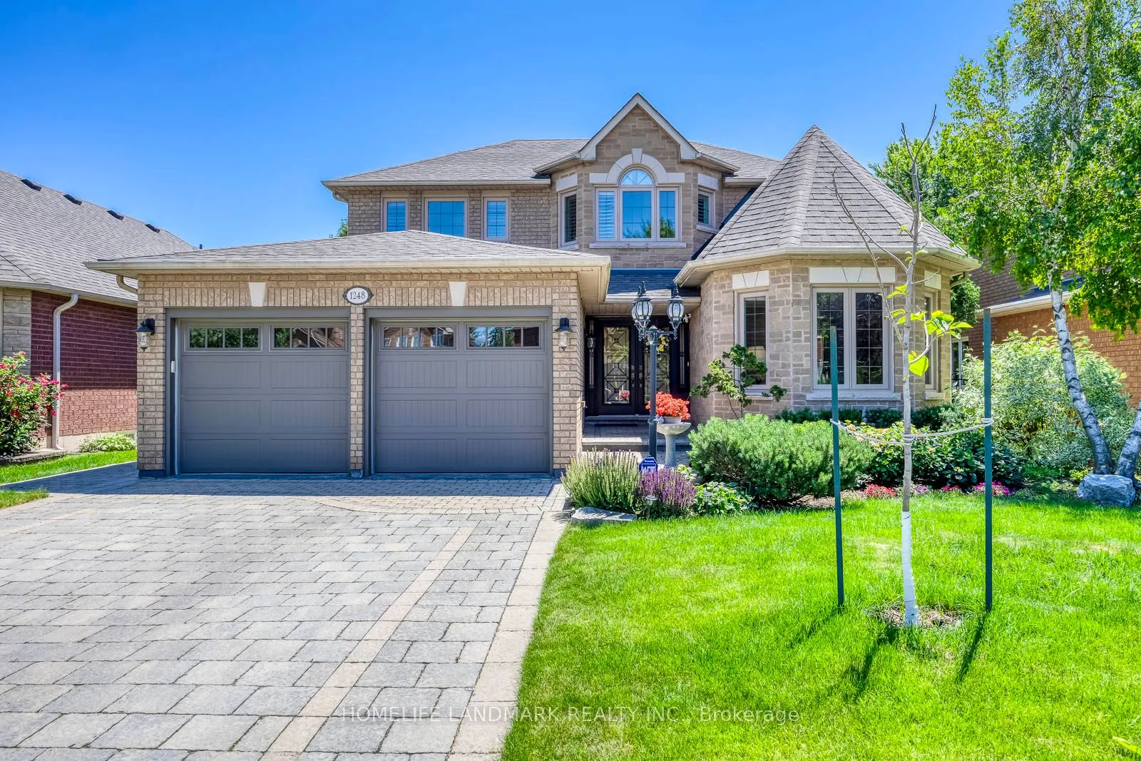 Detached Home For Sale | W13503642