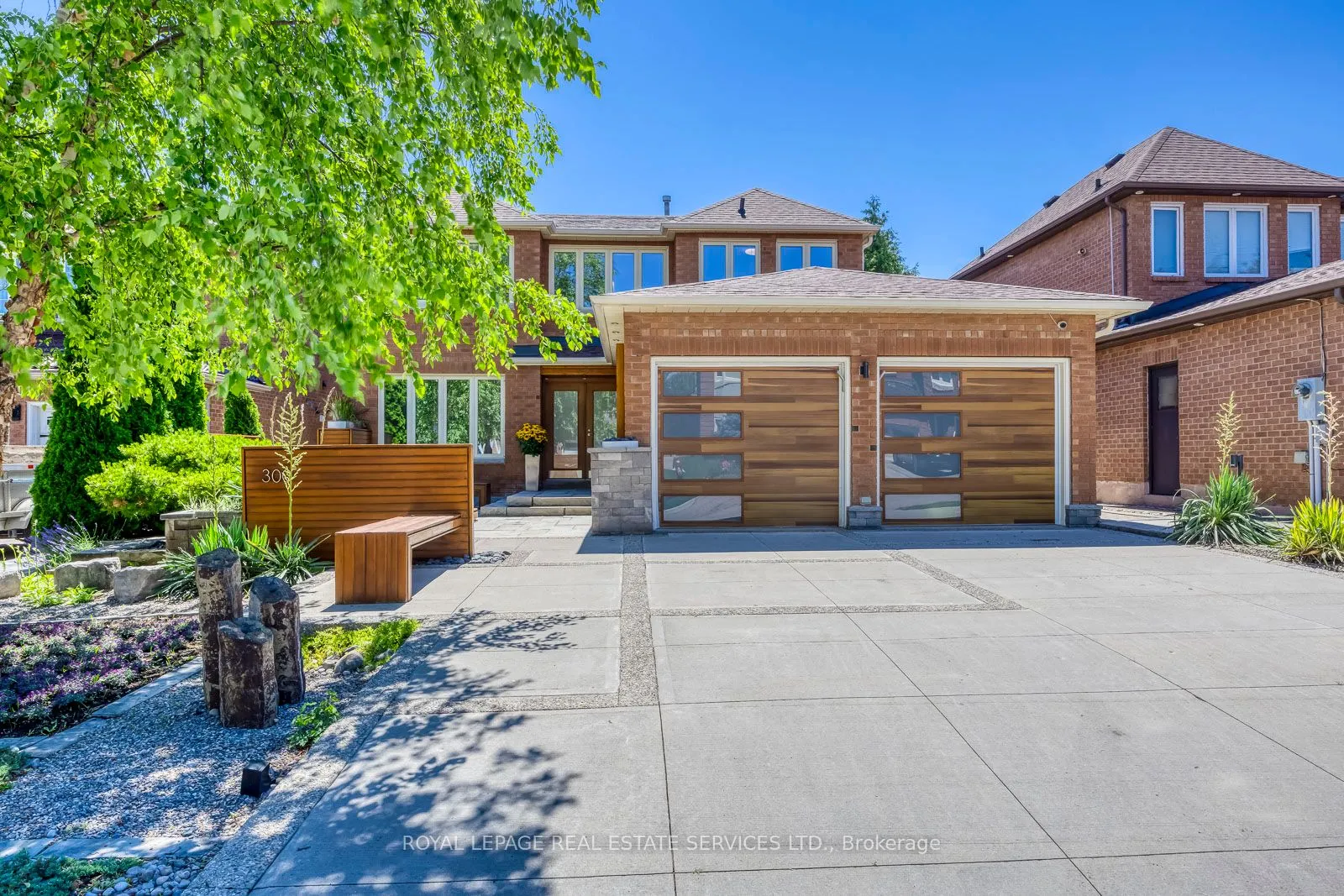 Detached Home For Sale | W13505452