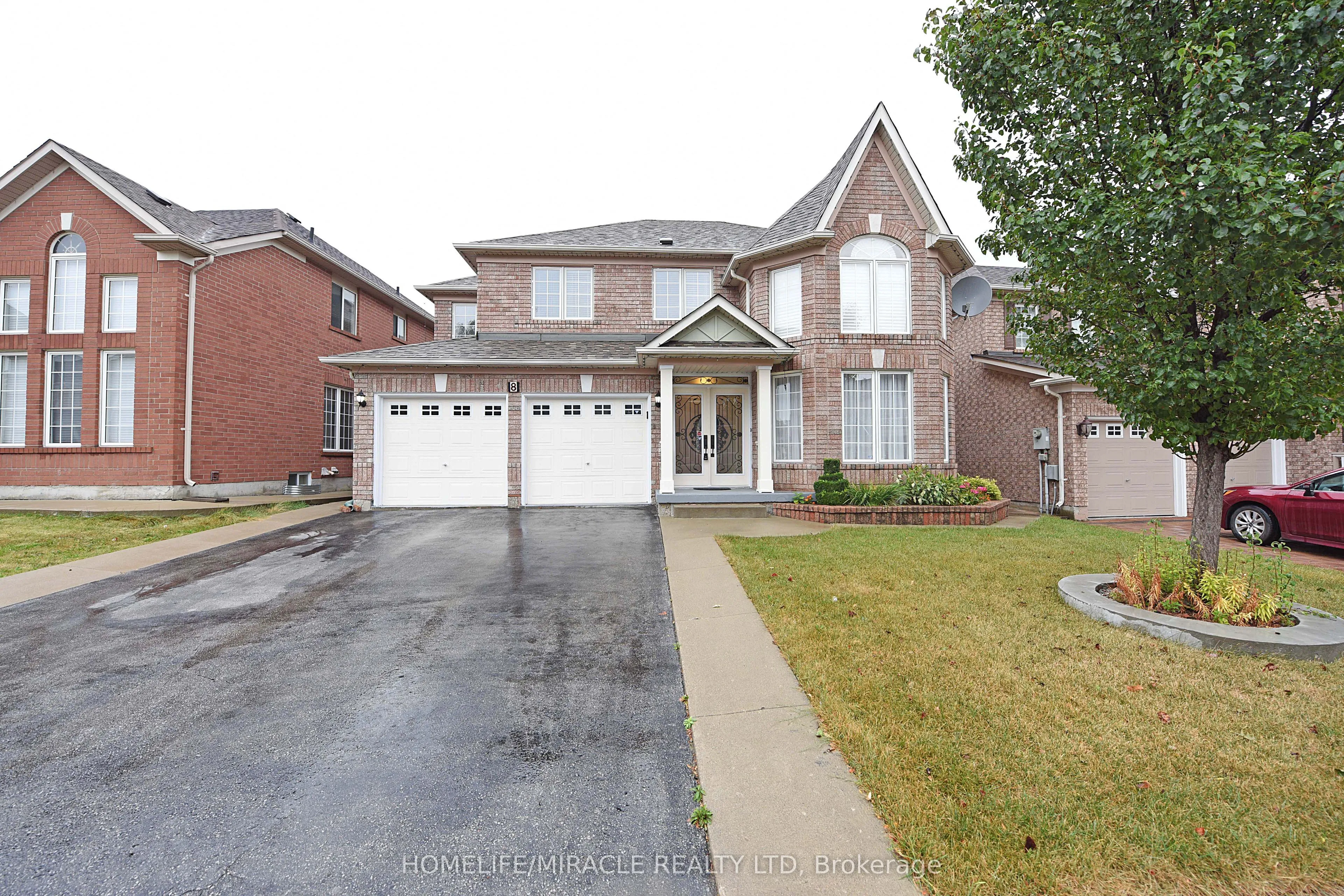 Detached Home For Lease | W13505556