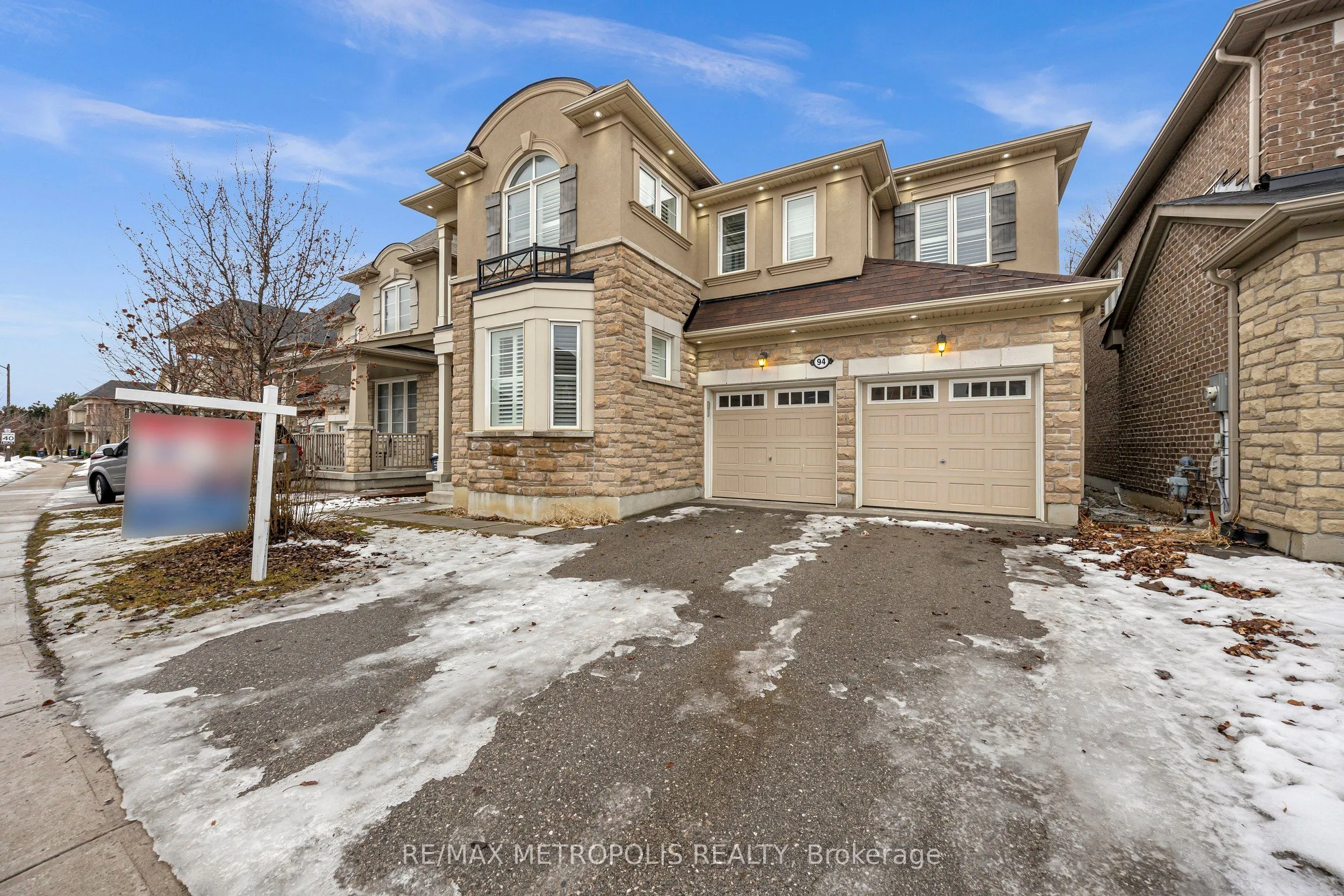 Detached Home For Lease | W13505618