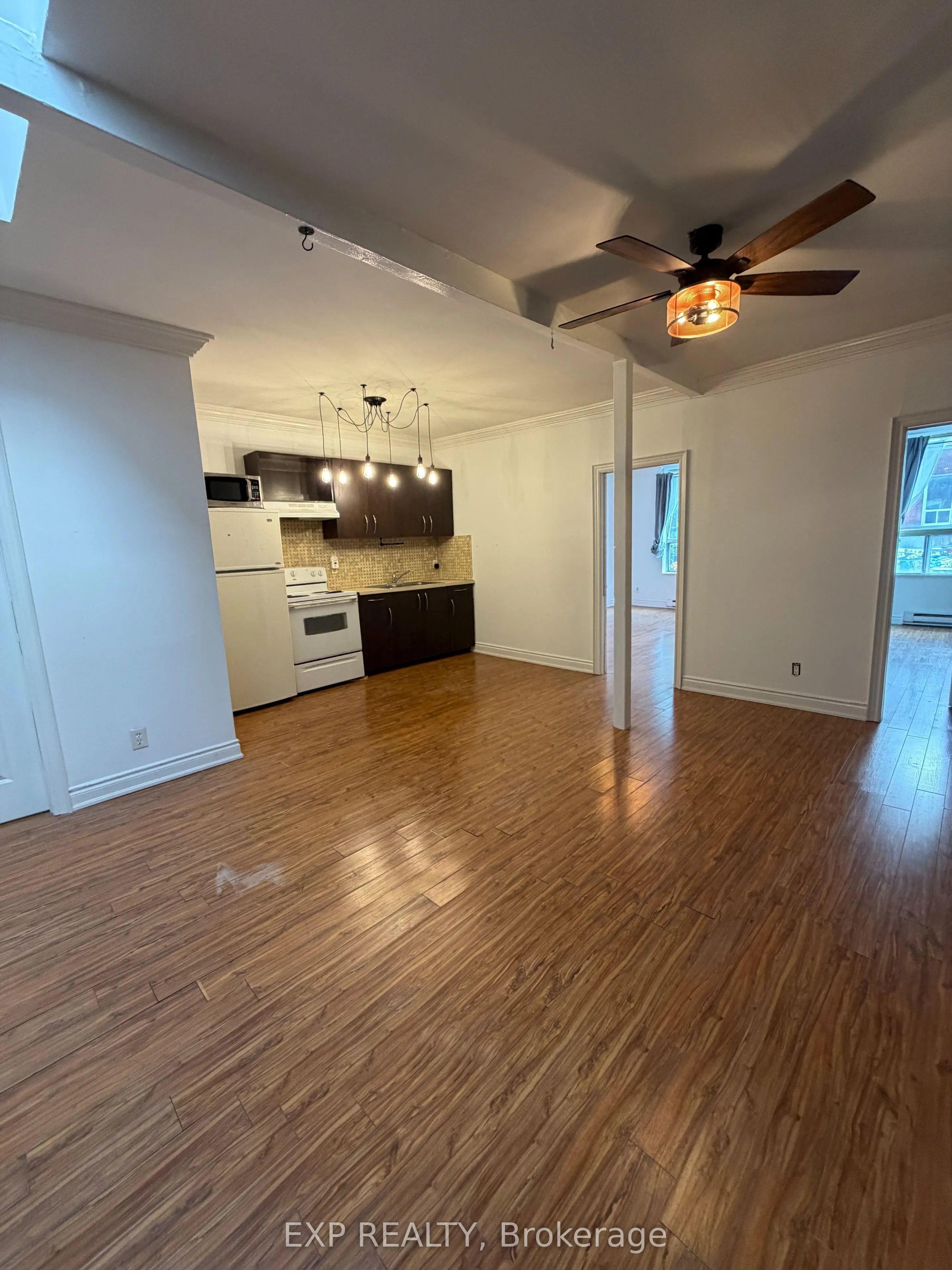 Multiplex For Lease | W13506008