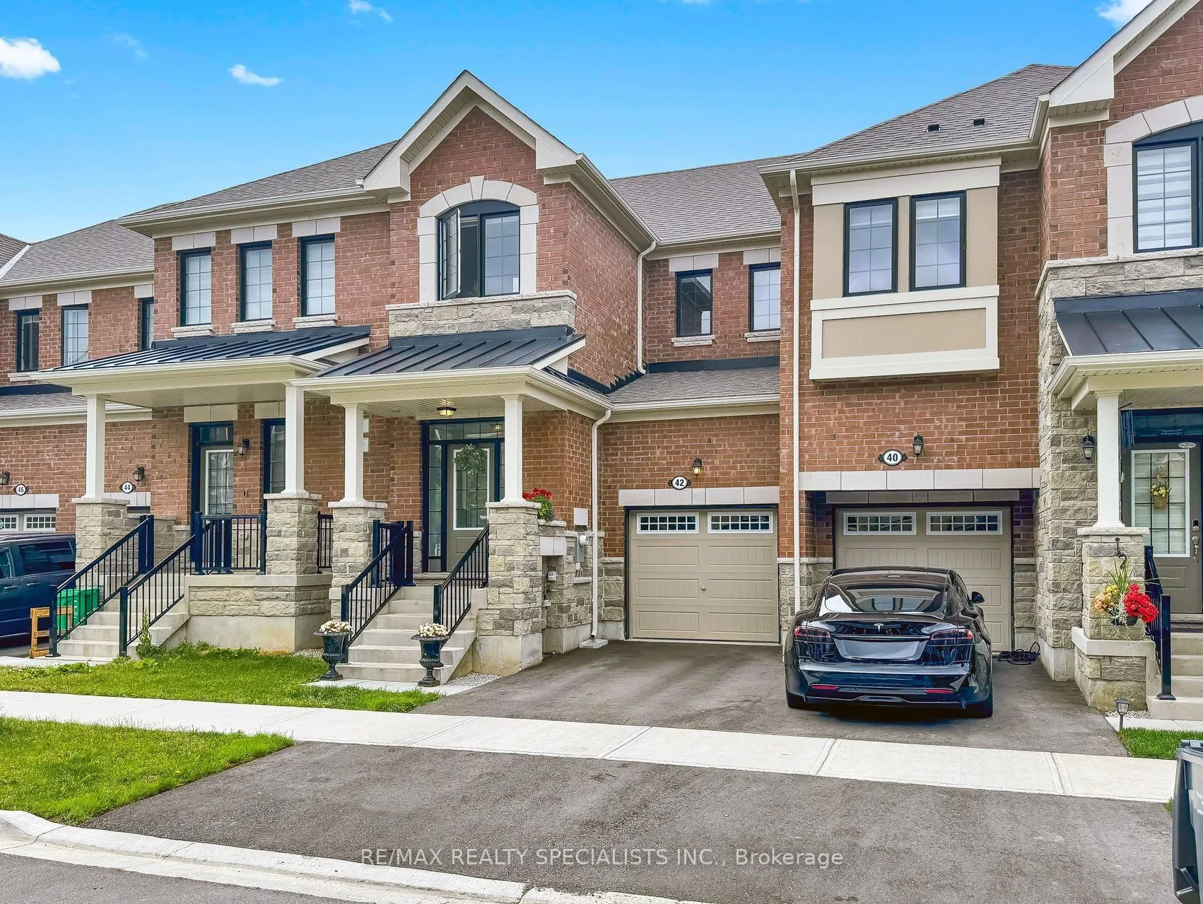 Property For Sale | W13506024
