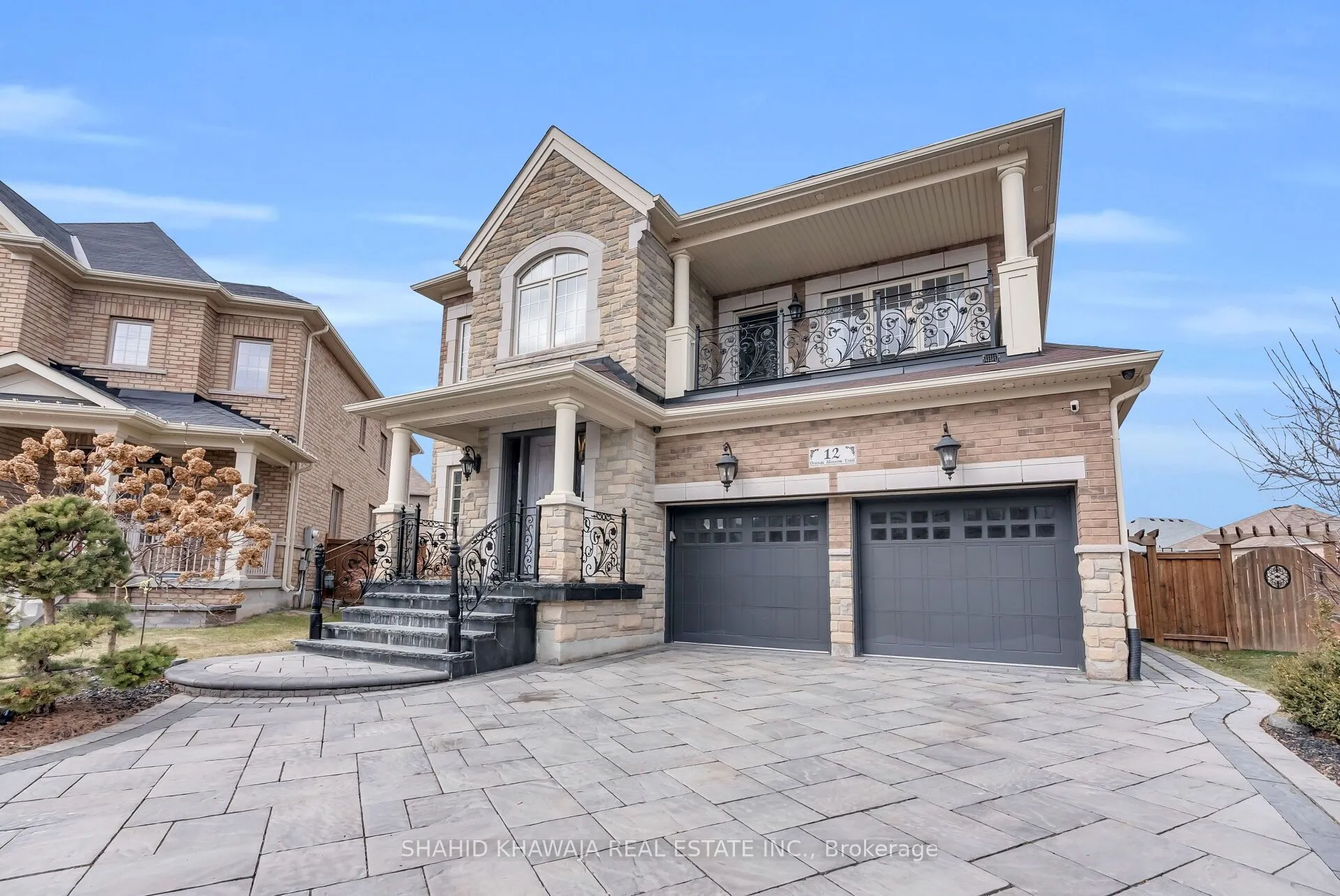 Detached Home For Sale | W13506162
