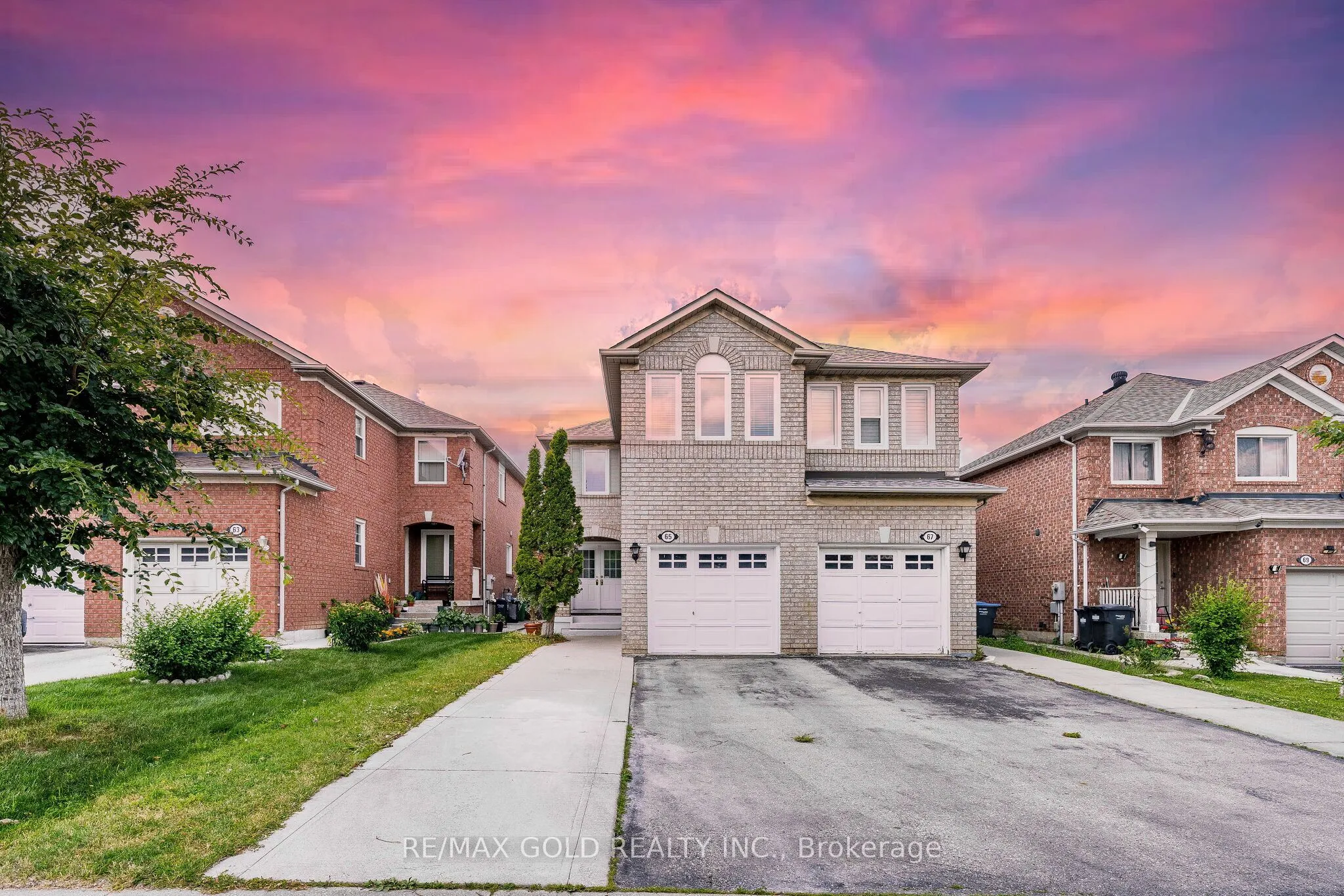 Semi-Detached Home For Sale | W13508372