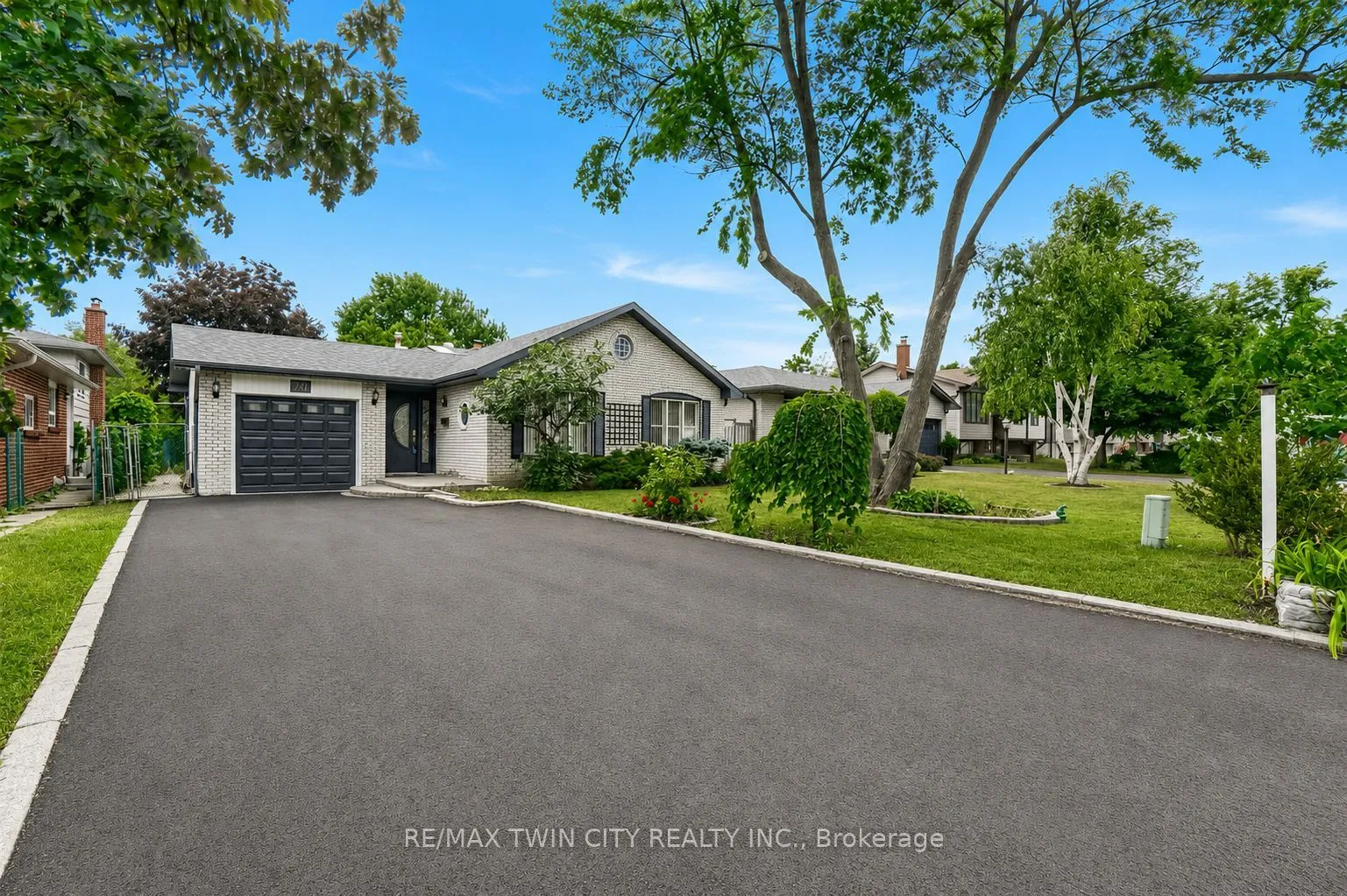 Detached Home For Lease | W13509714